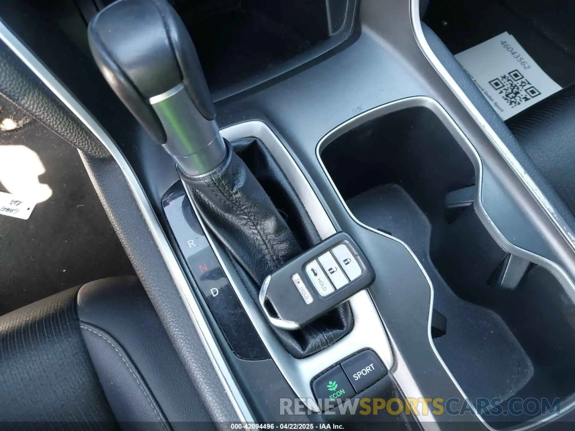 11 Photograph of a damaged car 1HGCV1F31KA015305 HONDA ACCORD 2019