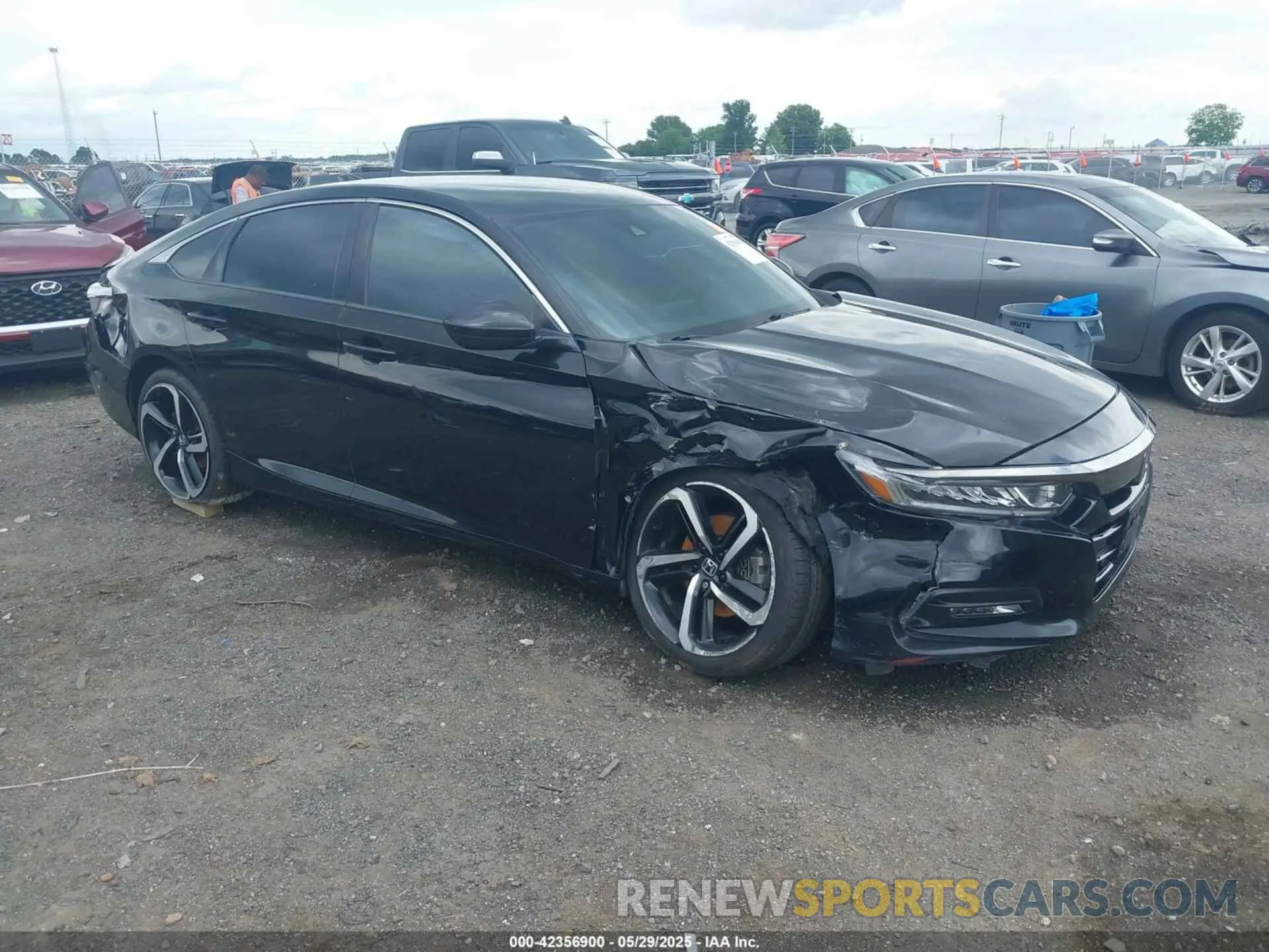 1 Photograph of a damaged car 1HGCV1F31KA016633 HONDA ACCORD 2019