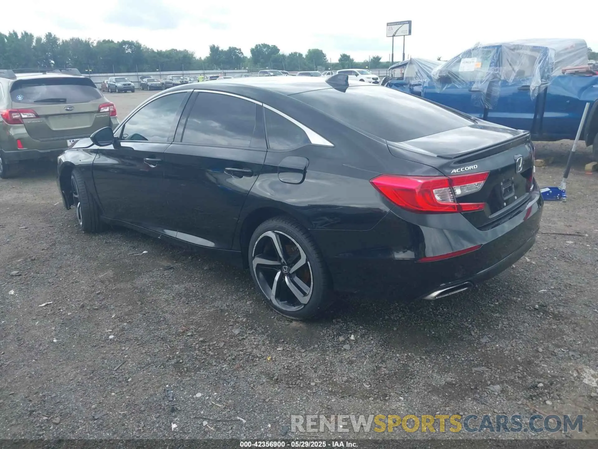 3 Photograph of a damaged car 1HGCV1F31KA016633 HONDA ACCORD 2019
