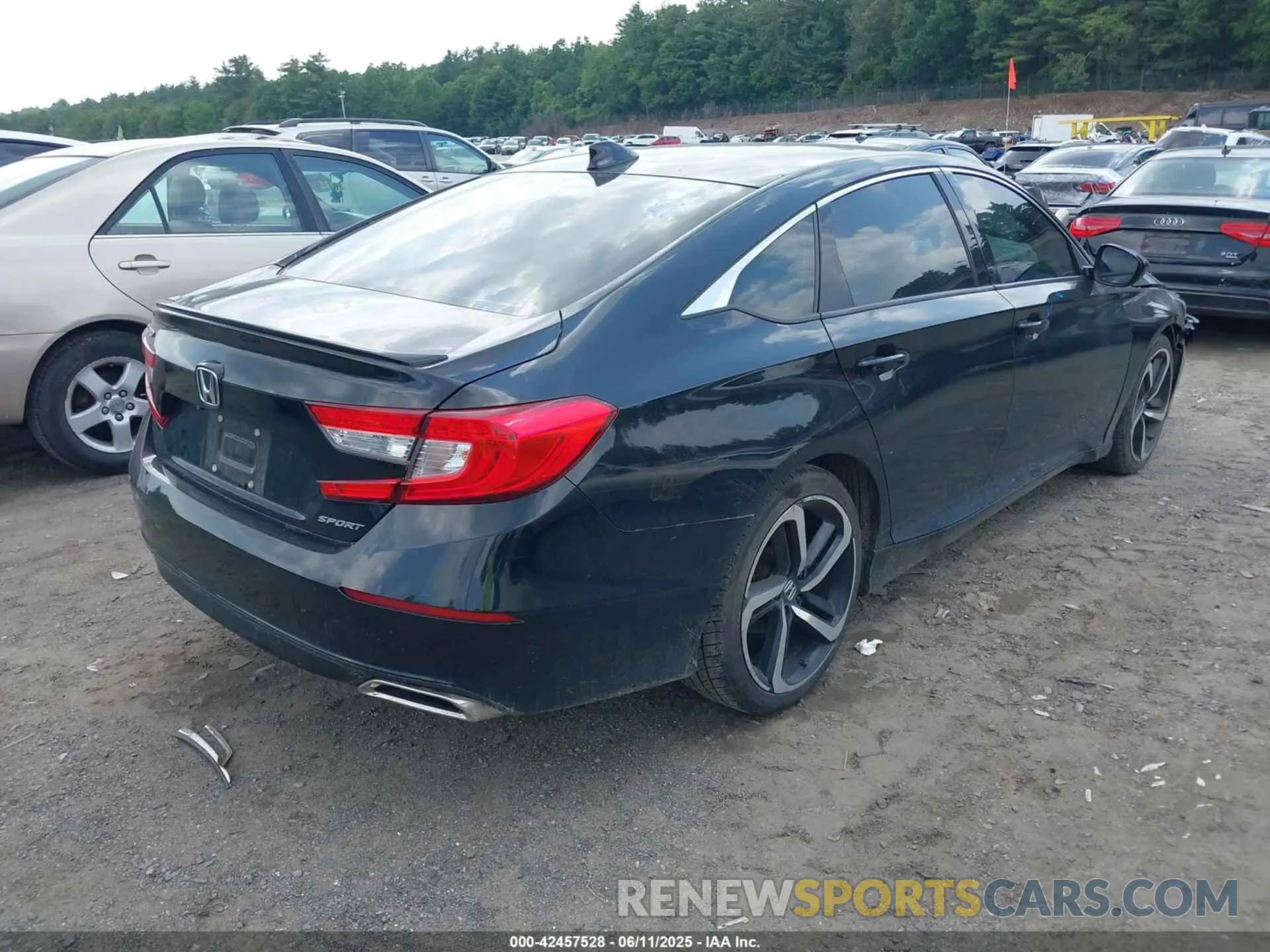 4 Photograph of a damaged car 1HGCV1F31KA040012 HONDA ACCORD 2019