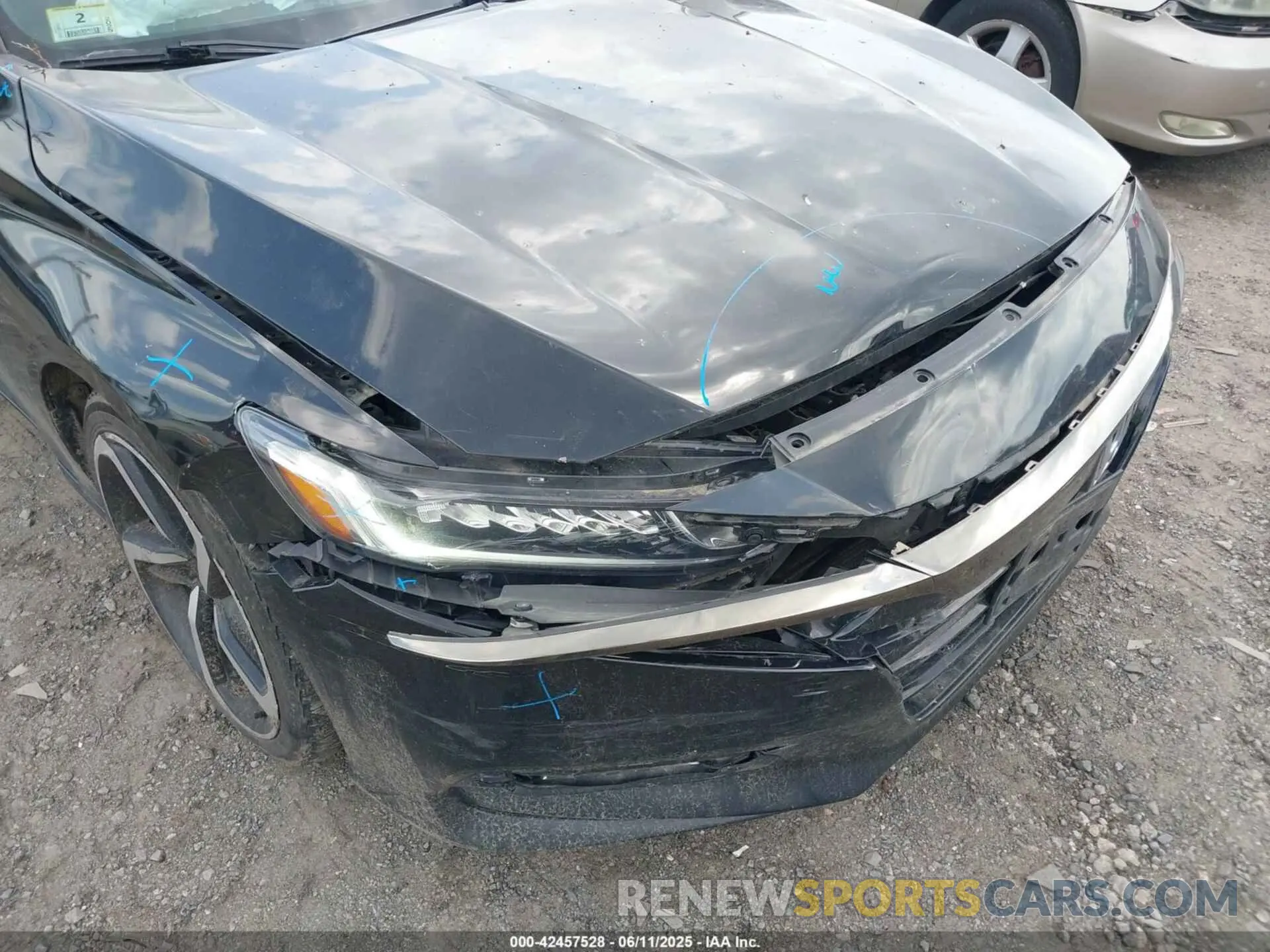 6 Photograph of a damaged car 1HGCV1F31KA040012 HONDA ACCORD 2019