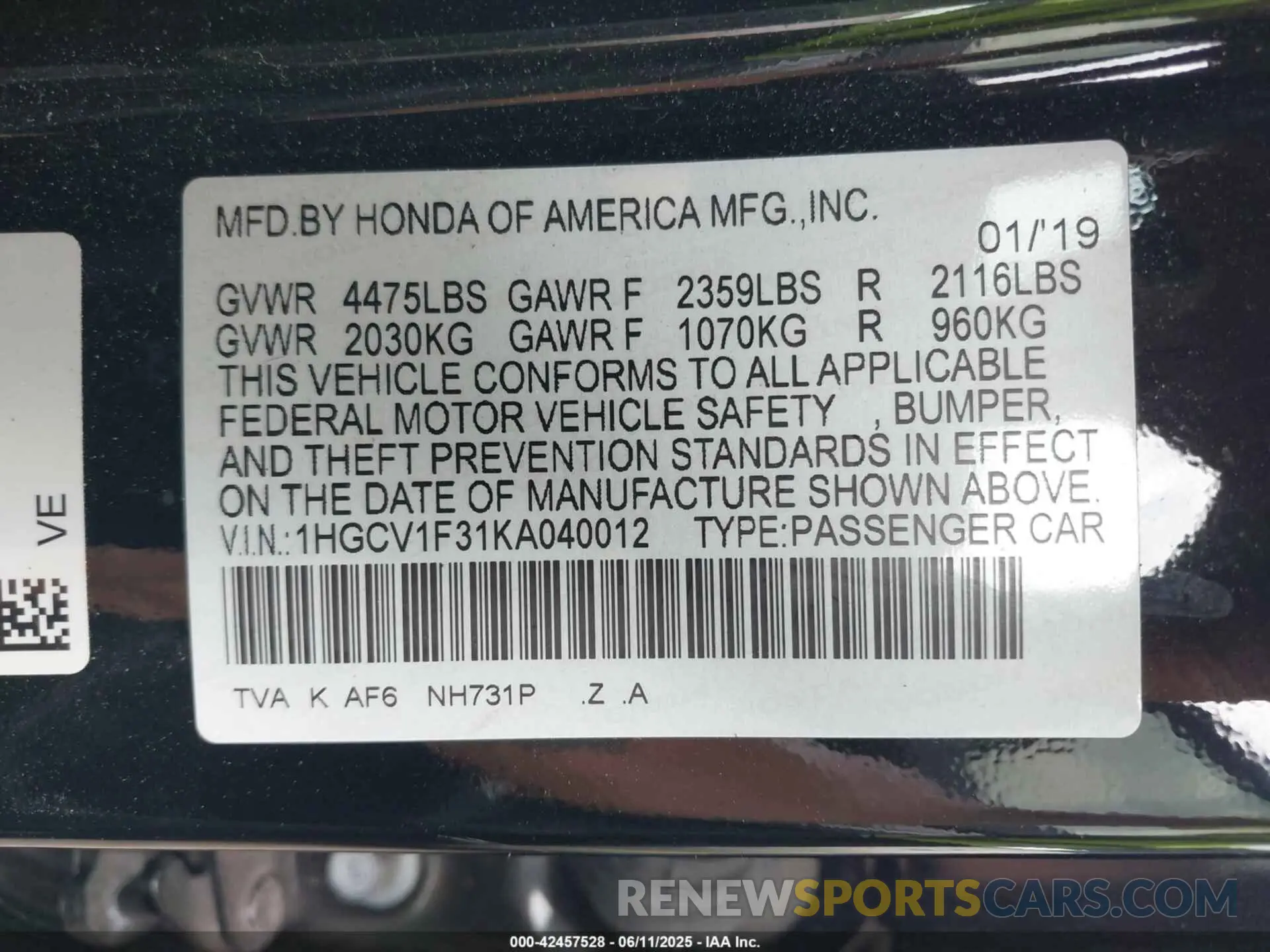9 Photograph of a damaged car 1HGCV1F31KA040012 HONDA ACCORD 2019