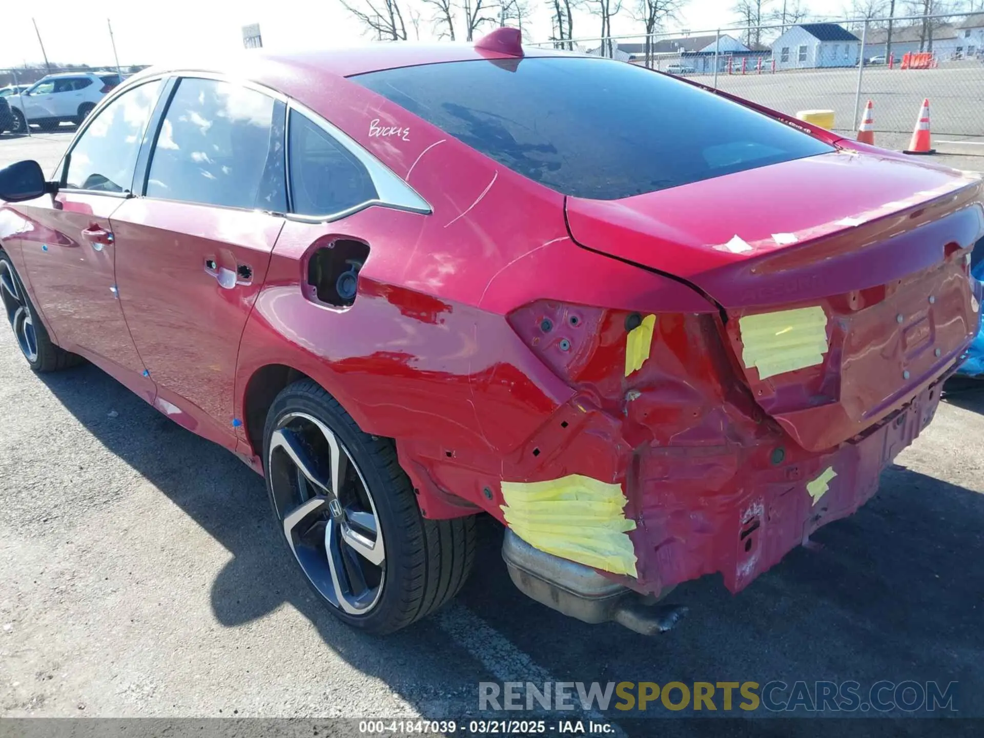 18 Photograph of a damaged car 1HGCV1F31KA084897 HONDA ACCORD 2019