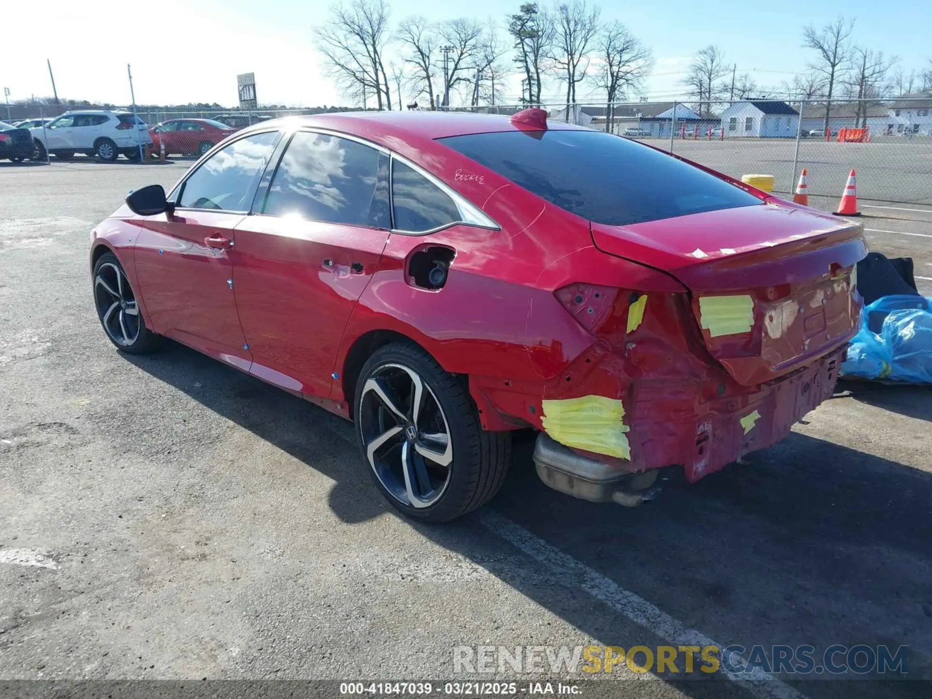 3 Photograph of a damaged car 1HGCV1F31KA084897 HONDA ACCORD 2019