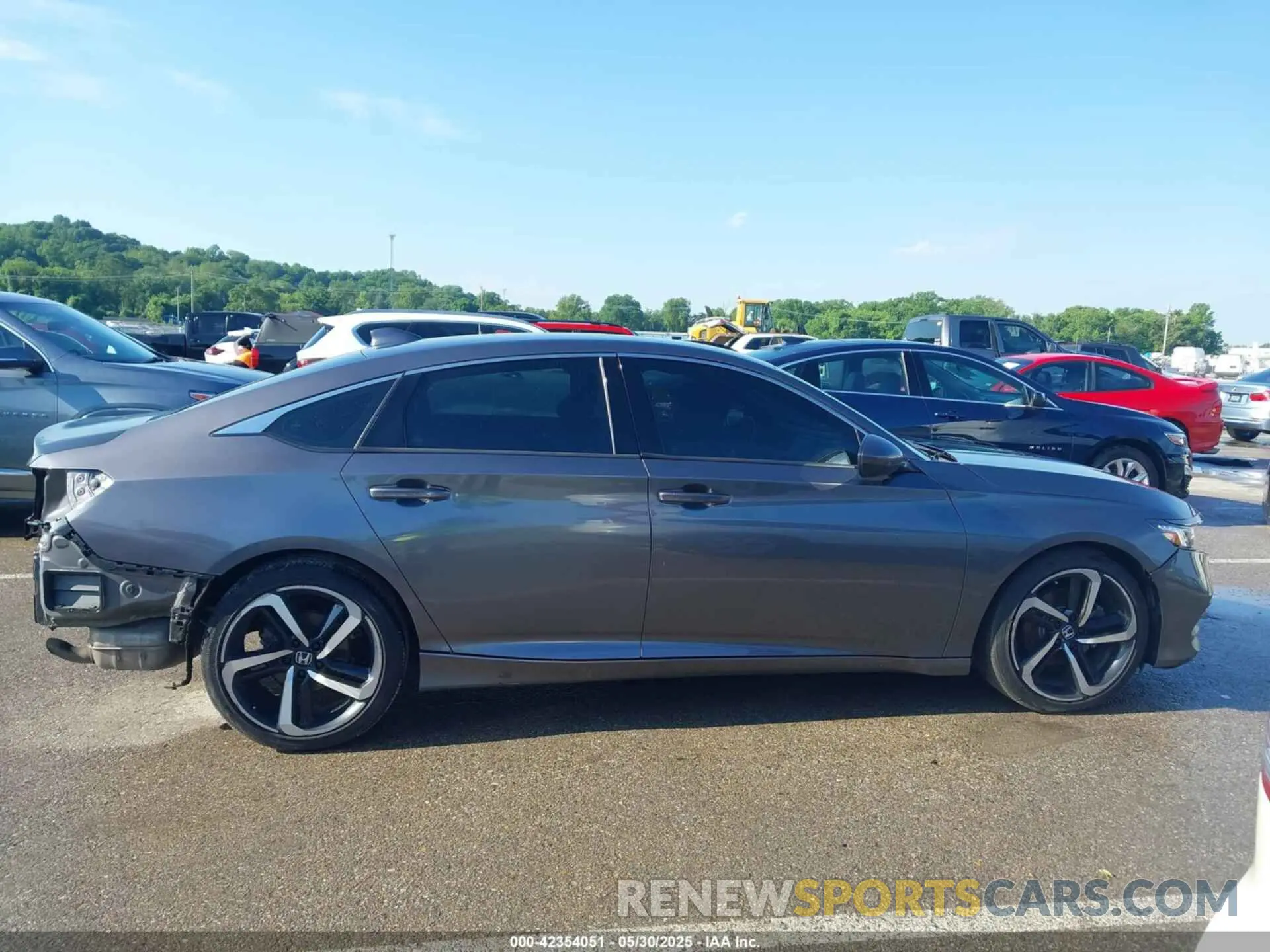 14 Photograph of a damaged car 1HGCV1F31KA129983 HONDA ACCORD 2019