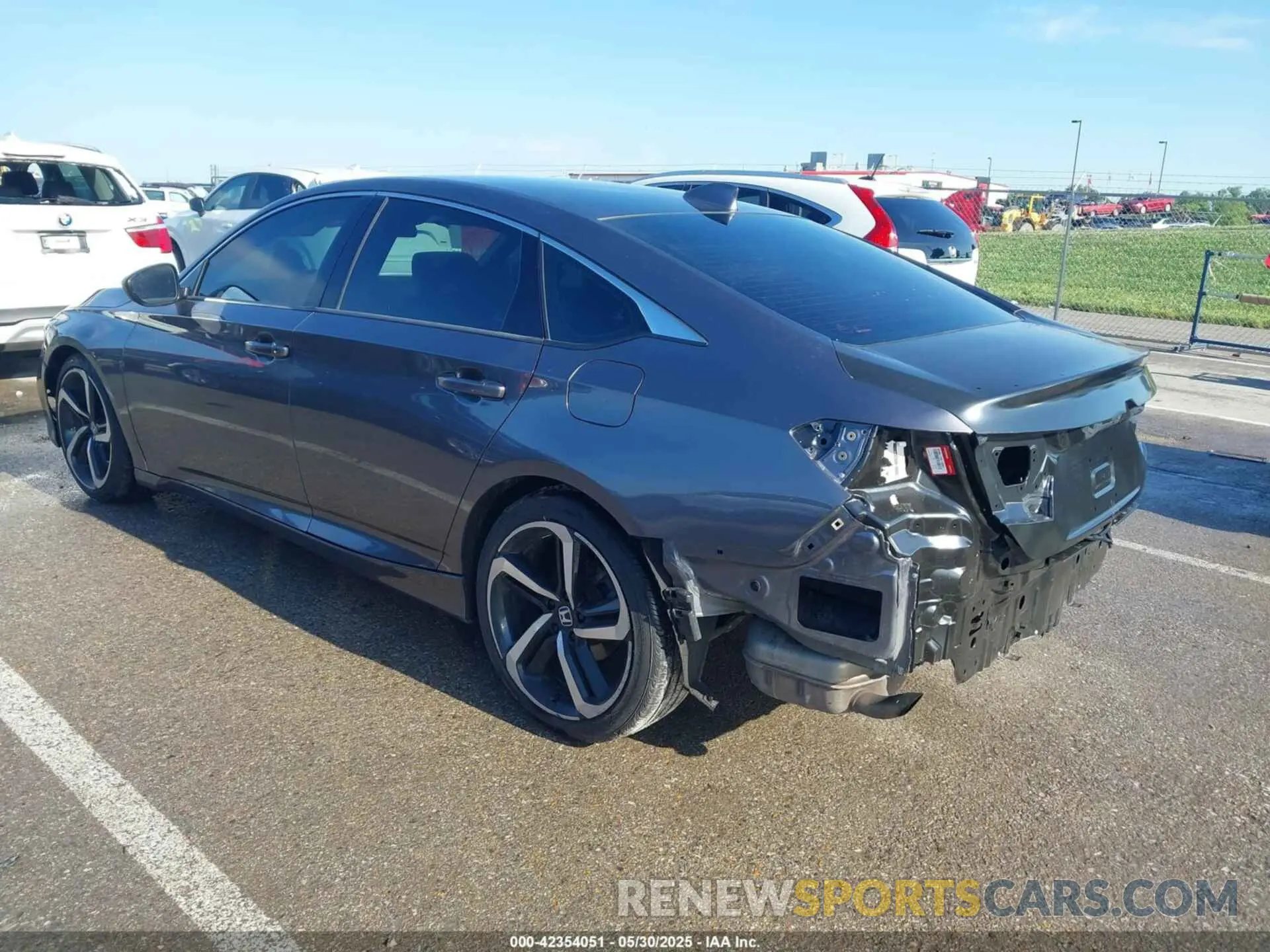 3 Photograph of a damaged car 1HGCV1F31KA129983 HONDA ACCORD 2019