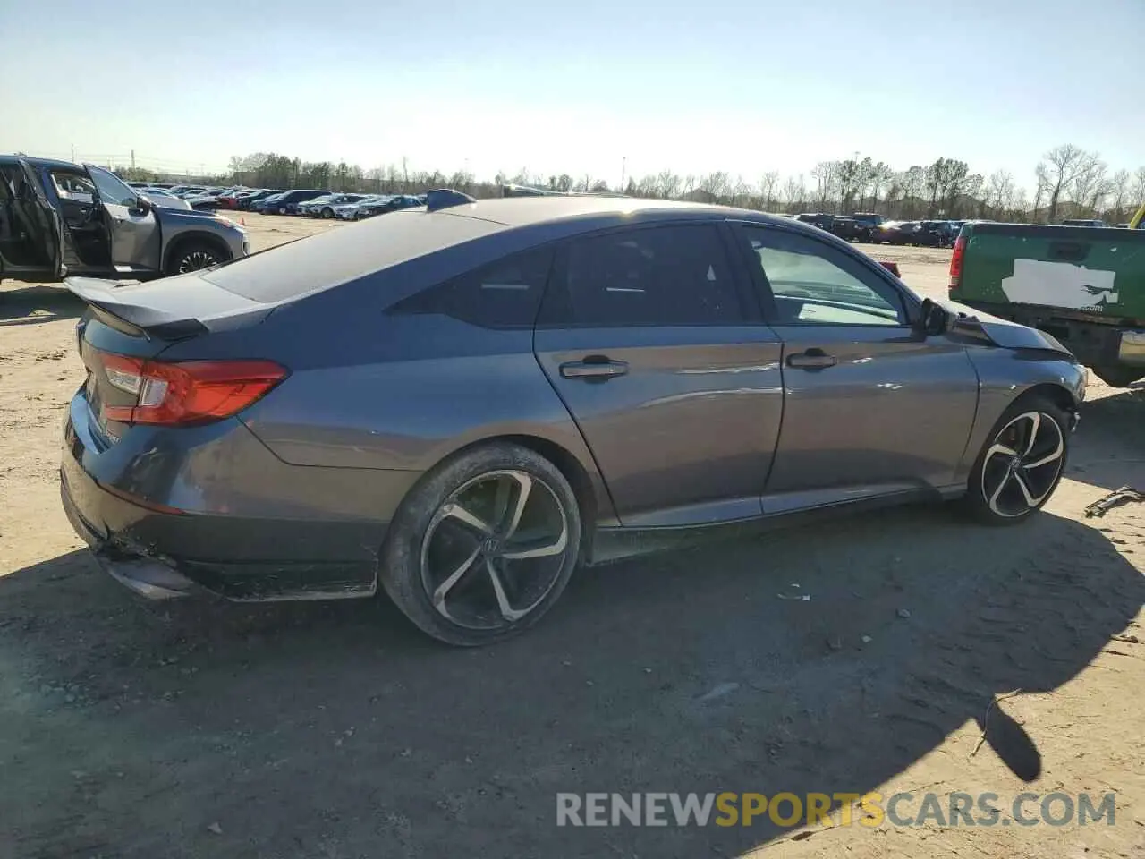 3 Photograph of a damaged car 1HGCV1F31KA164071 HONDA ACCORD 2019