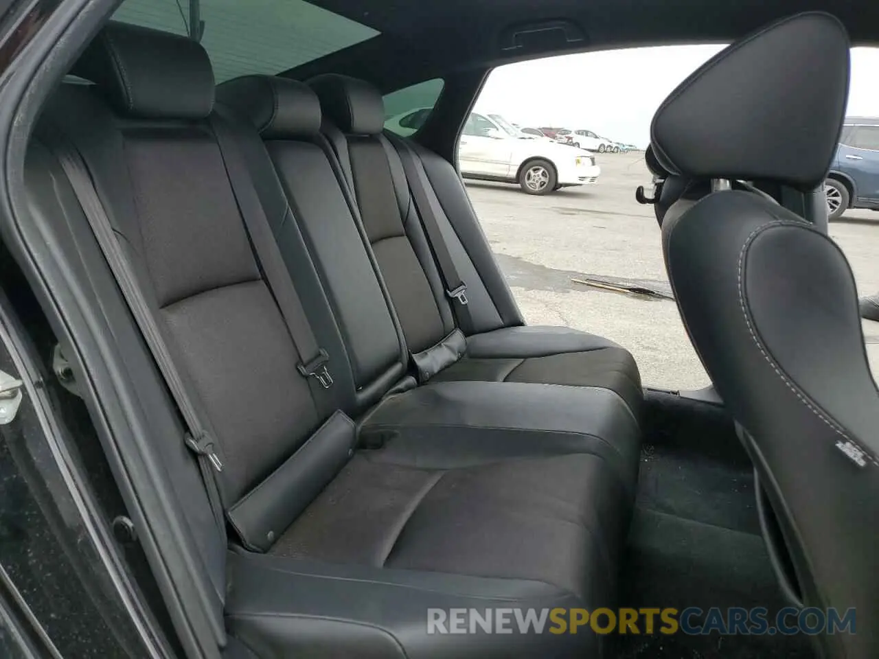 10 Photograph of a damaged car 1HGCV1F31KA177595 HONDA ACCORD 2019