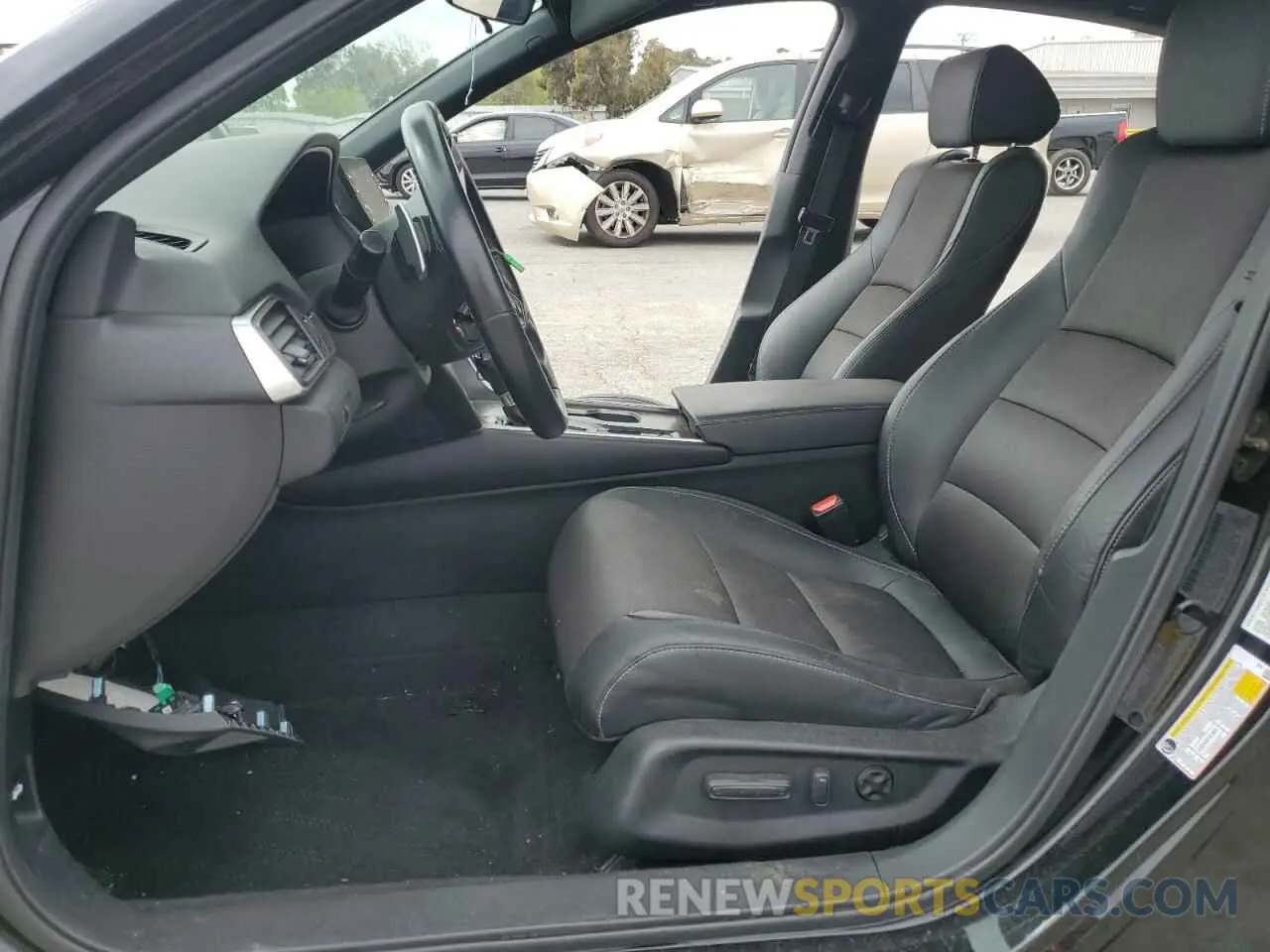 7 Photograph of a damaged car 1HGCV1F31KA177595 HONDA ACCORD 2019