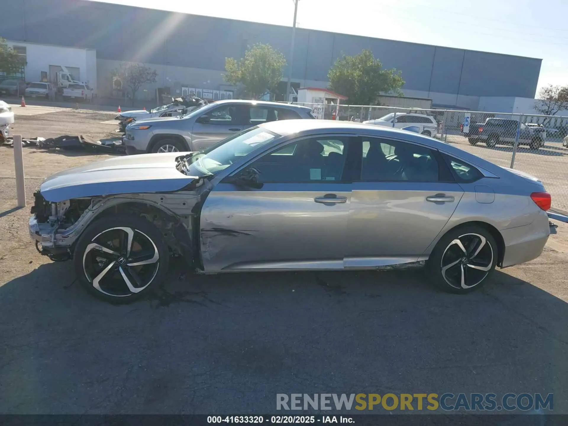 15 Photograph of a damaged car 1HGCV1F32KA007861 HONDA ACCORD 2019