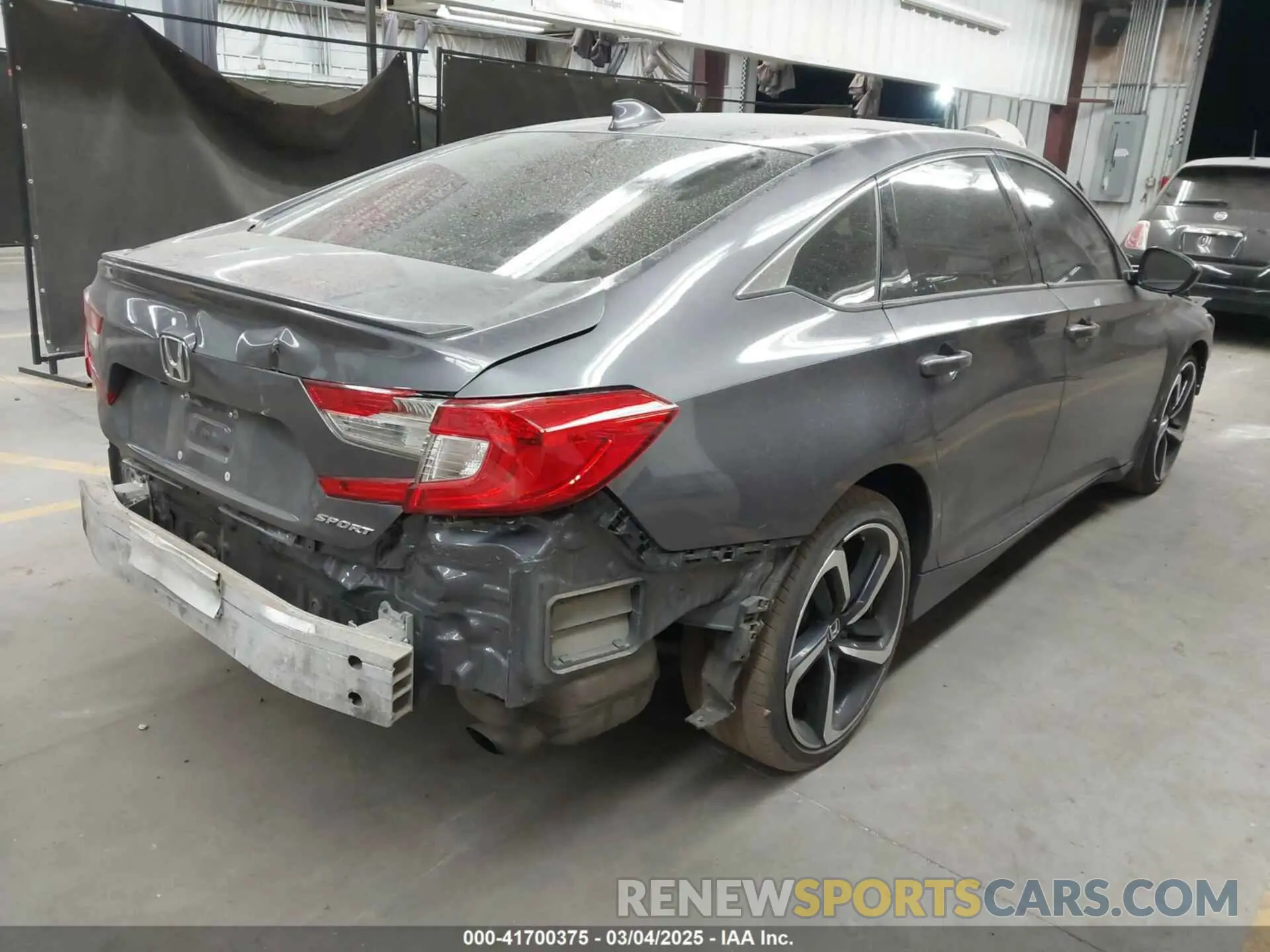 4 Photograph of a damaged car 1HGCV1F32KA010405 HONDA ACCORD 2019