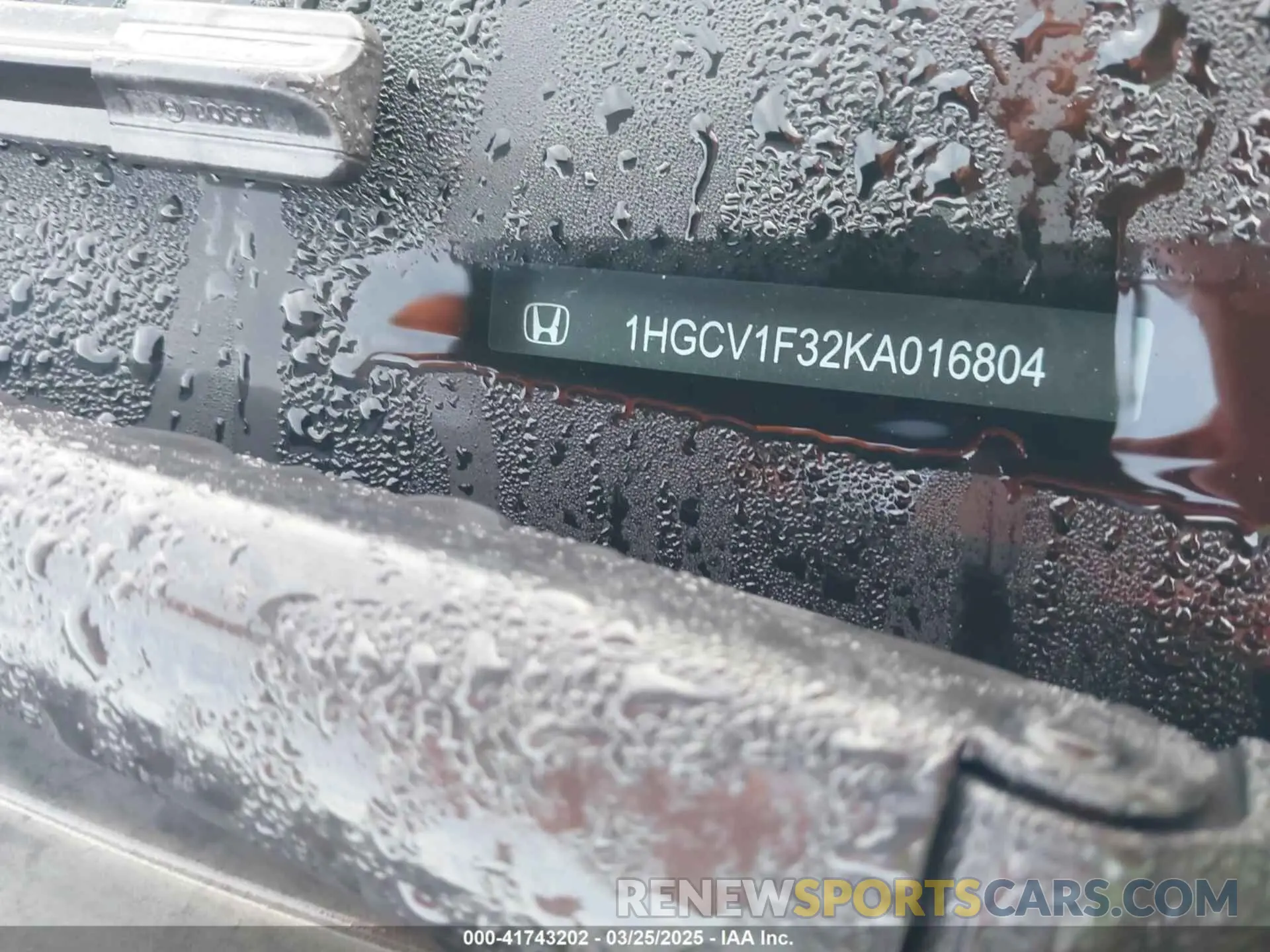 17 Photograph of a damaged car 1HGCV1F32KA016804 HONDA ACCORD 2019