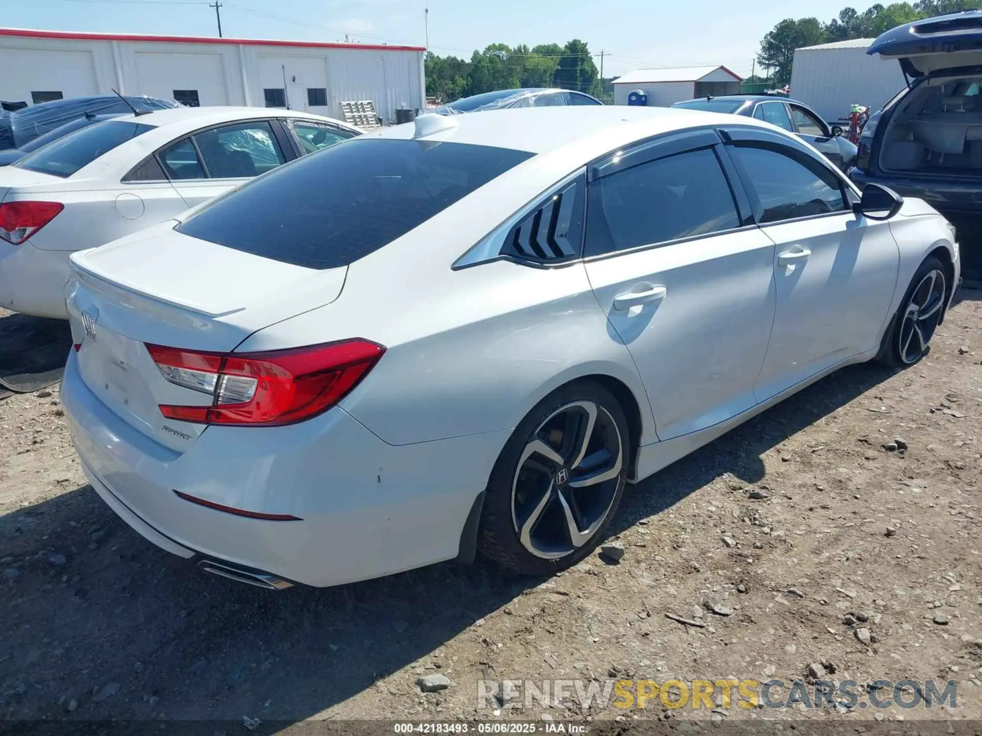 4 Photograph of a damaged car 1HGCV1F32KA031268 HONDA ACCORD 2019