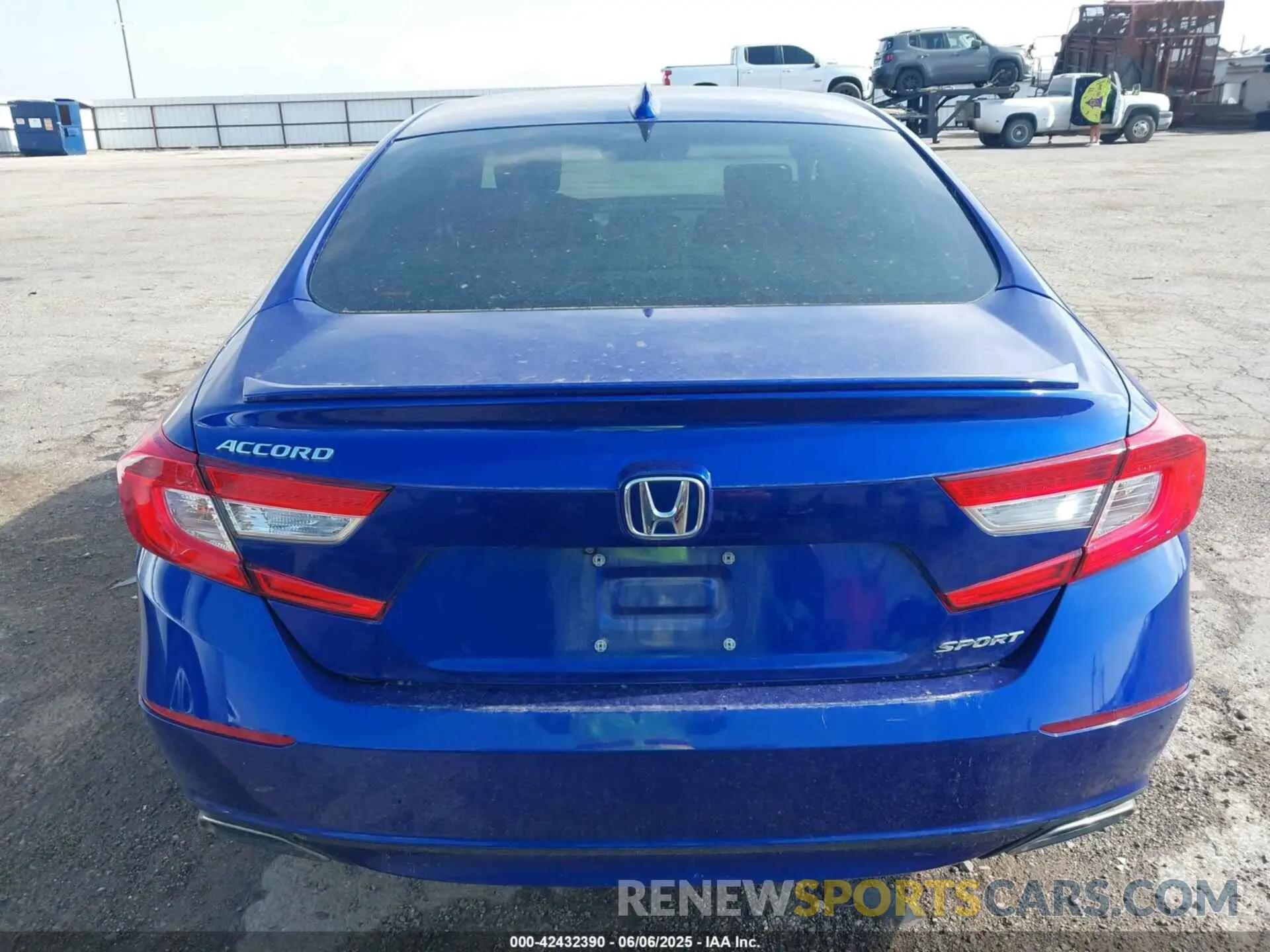 16 Photograph of a damaged car 1HGCV1F32KA055635 HONDA ACCORD 2019