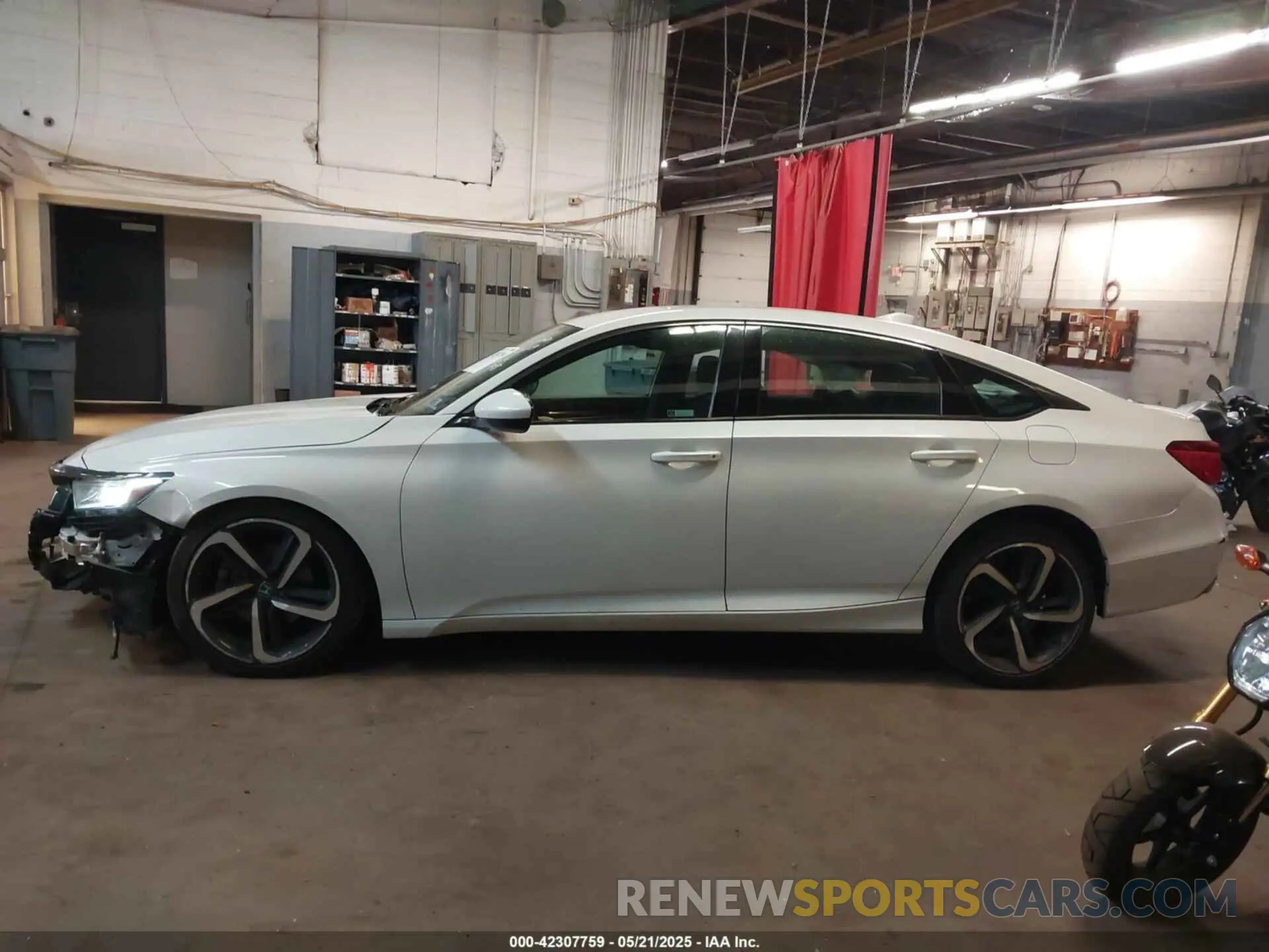 14 Photograph of a damaged car 1HGCV1F32KA093334 HONDA ACCORD 2019