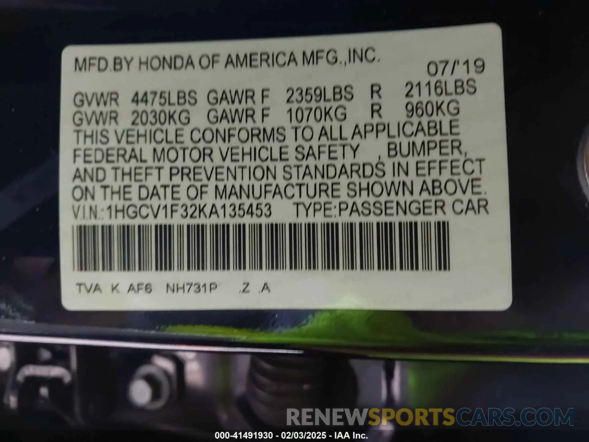 9 Photograph of a damaged car 1HGCV1F32KA135453 HONDA ACCORD 2019