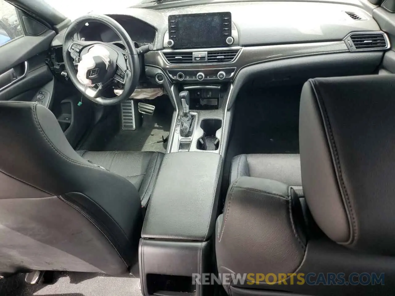 8 Photograph of a damaged car 1HGCV1F32KA138269 HONDA ACCORD 2019