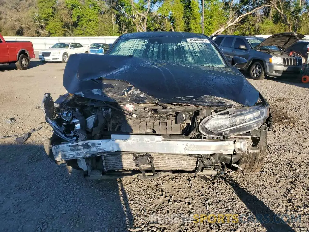 5 Photograph of a damaged car 1HGCV1F32KA154858 HONDA ACCORD 2019
