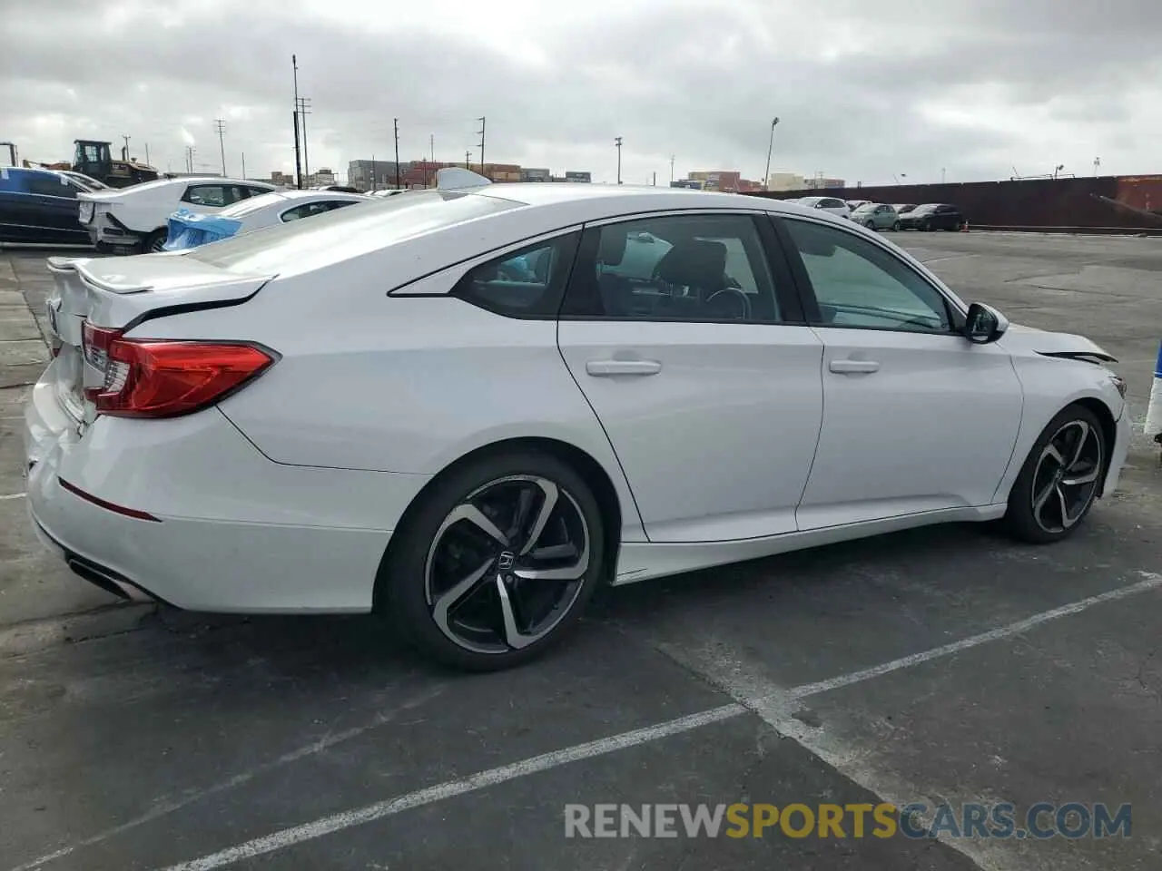 3 Photograph of a damaged car 1HGCV1F32KA175712 HONDA ACCORD 2019