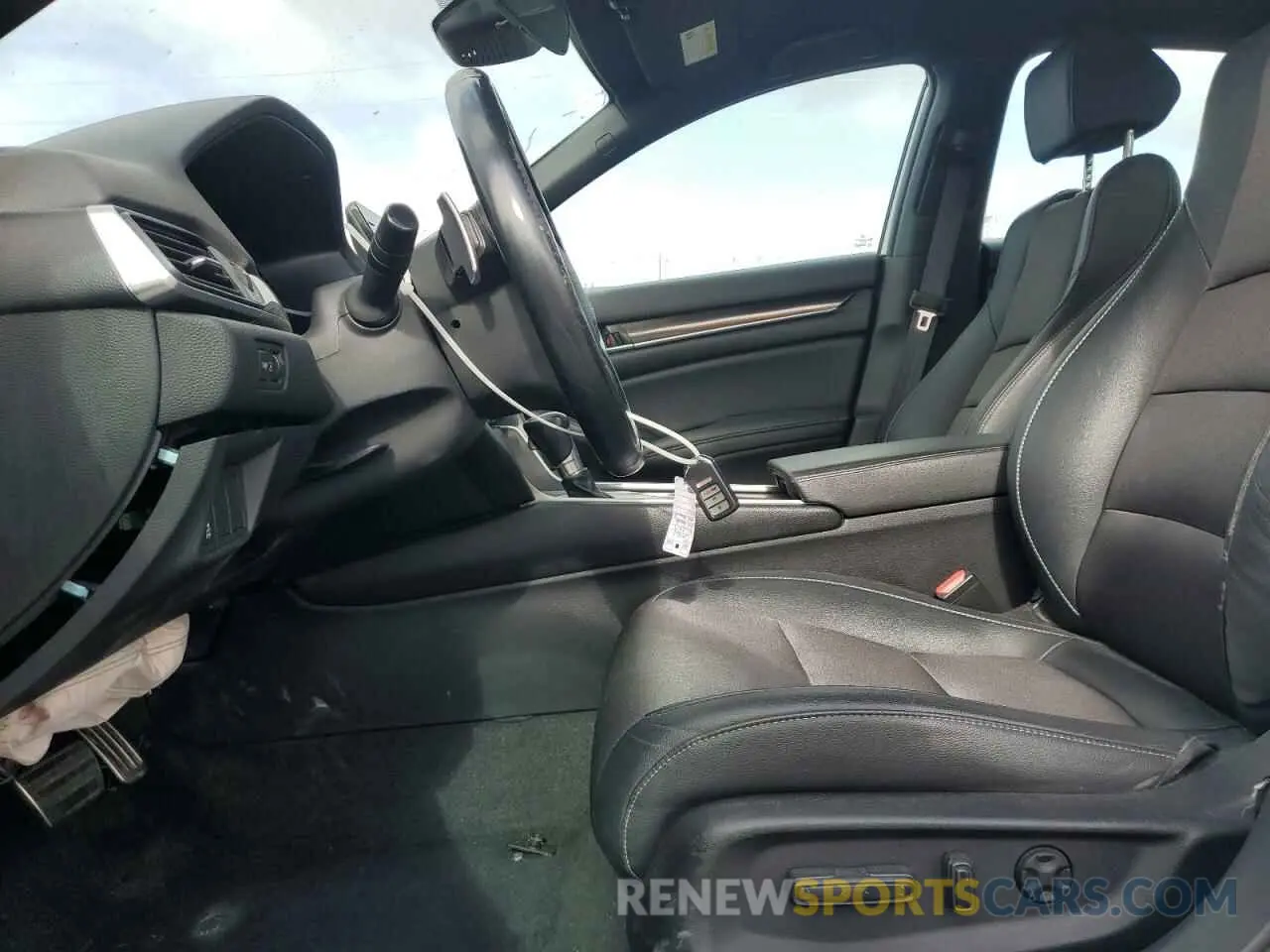7 Photograph of a damaged car 1HGCV1F32KA175712 HONDA ACCORD 2019