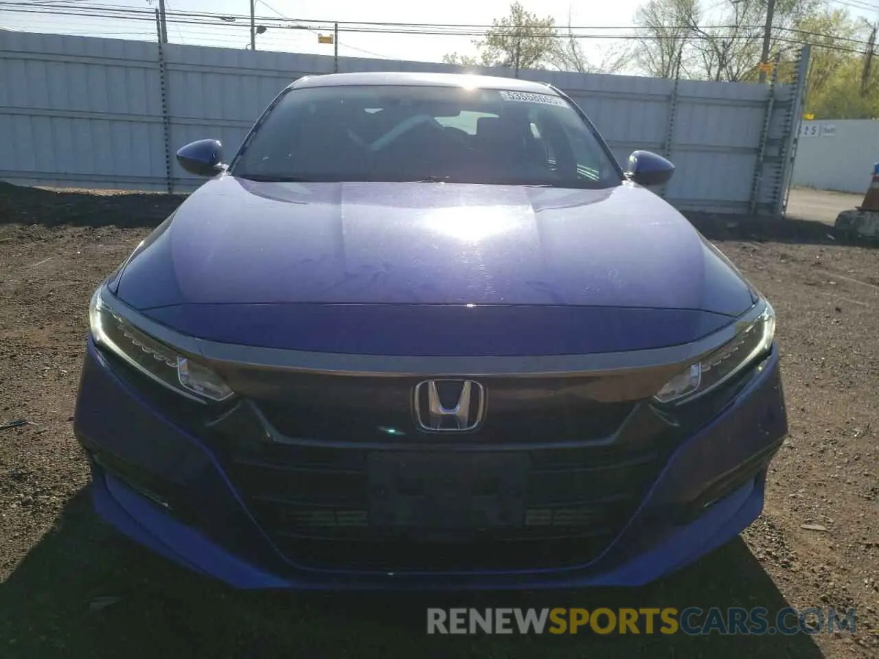 5 Photograph of a damaged car 1HGCV1F33KA015631 HONDA ACCORD 2019