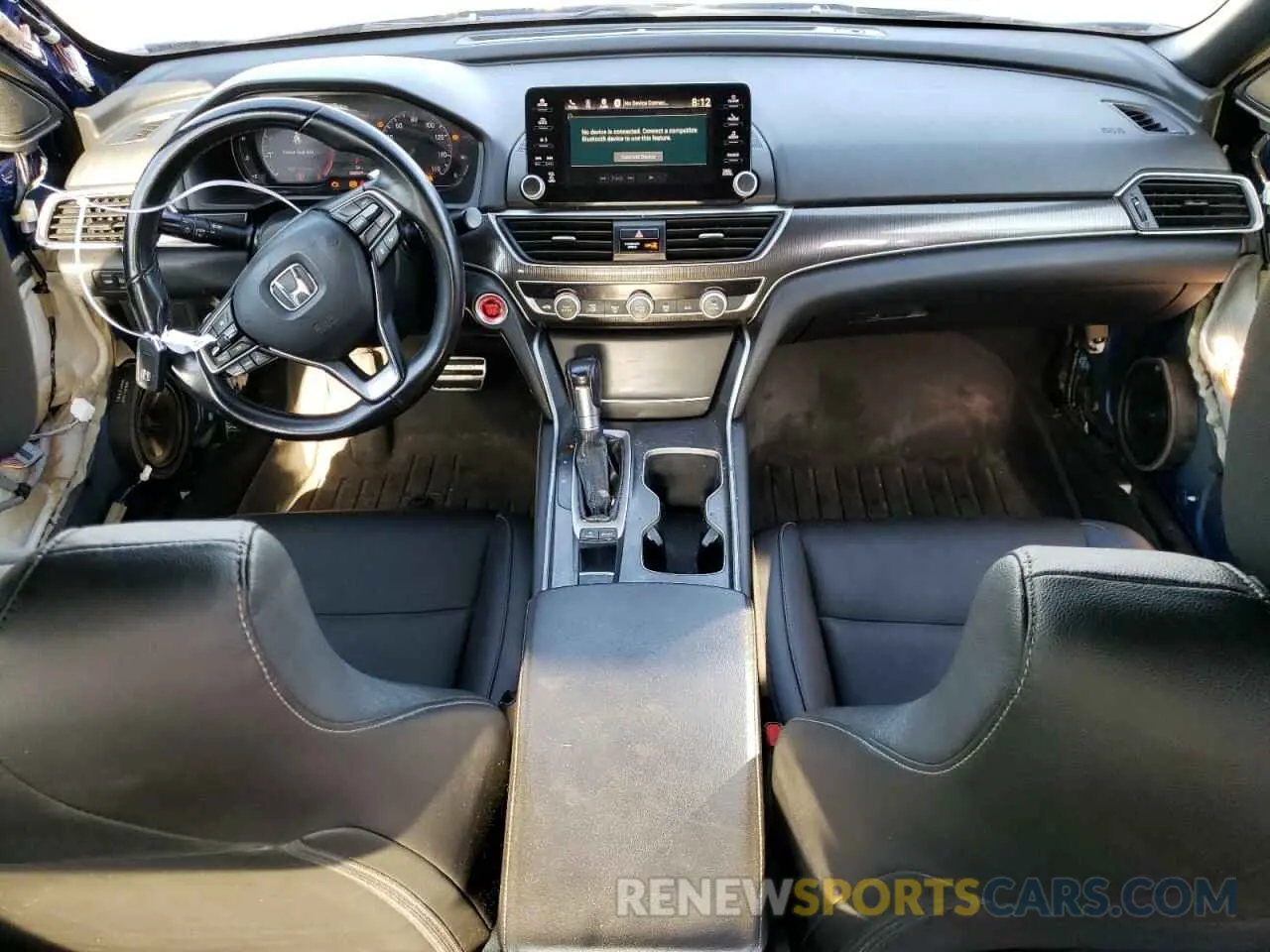 8 Photograph of a damaged car 1HGCV1F33KA015631 HONDA ACCORD 2019