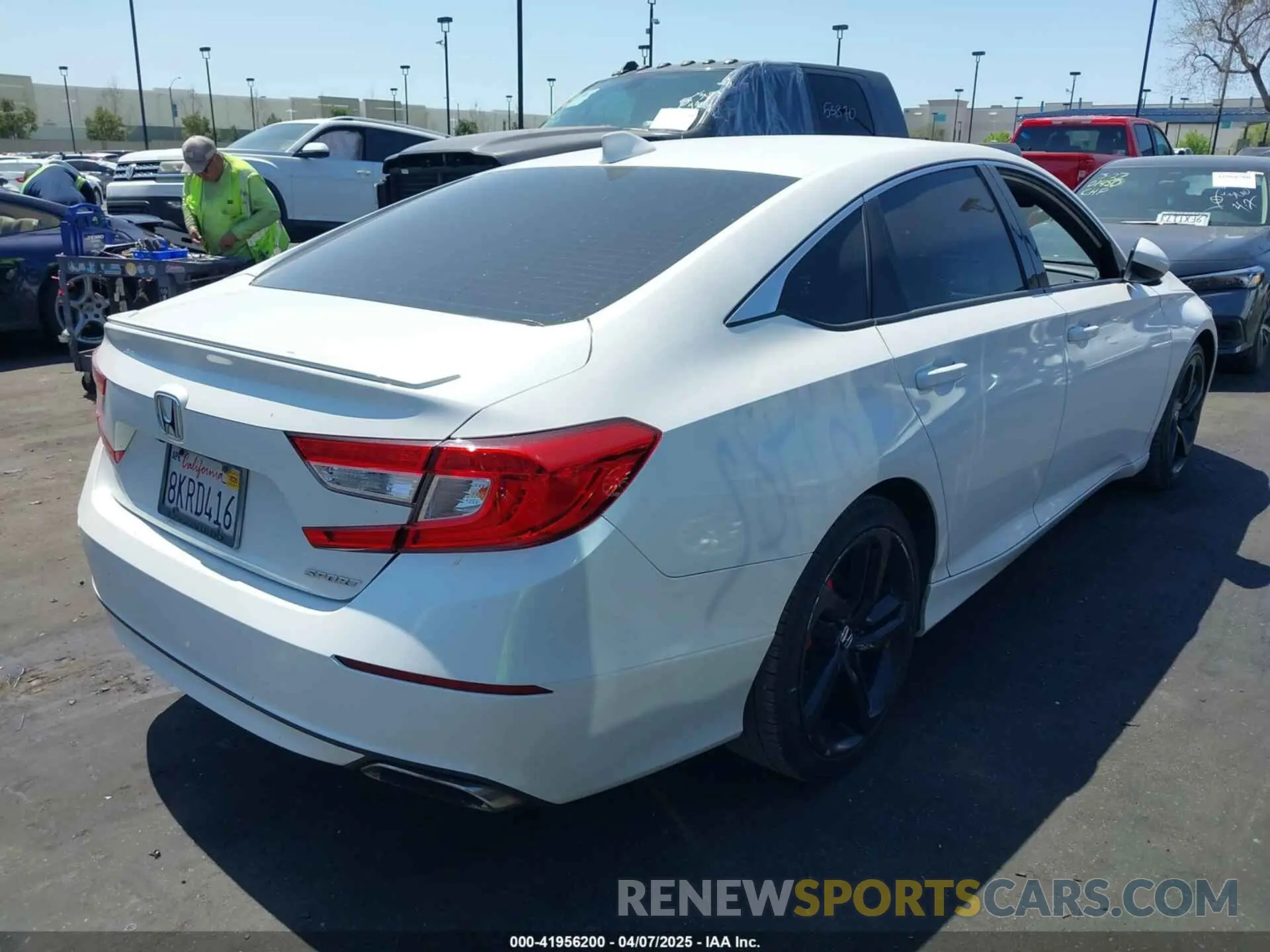 4 Photograph of a damaged car 1HGCV1F33KA041193 HONDA ACCORD 2019