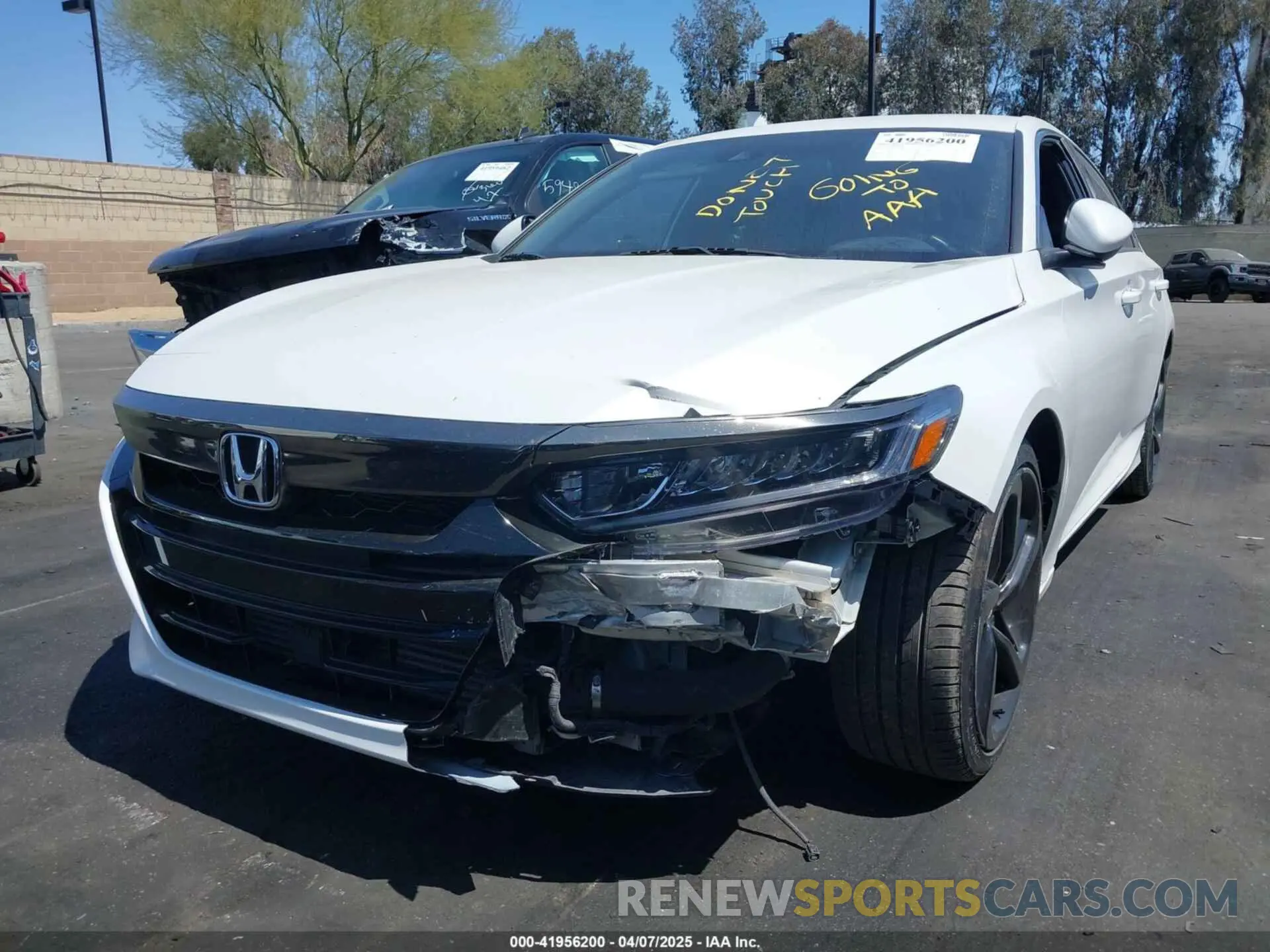 6 Photograph of a damaged car 1HGCV1F33KA041193 HONDA ACCORD 2019