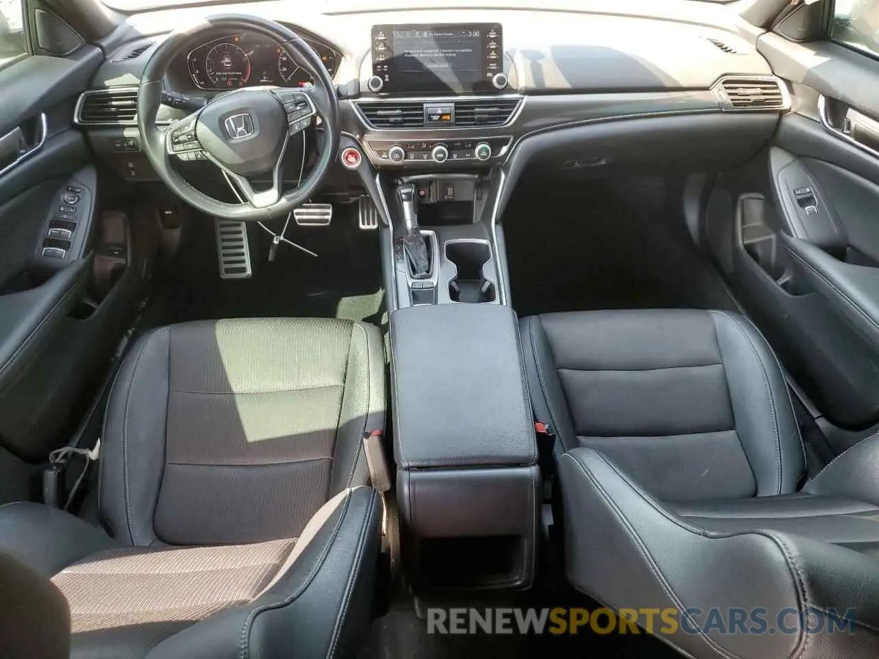 8 Photograph of a damaged car 1HGCV1F33KA089258 HONDA ACCORD 2019