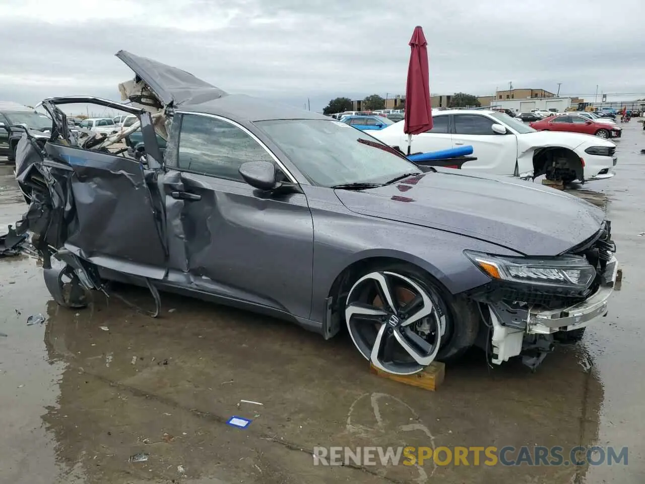 4 Photograph of a damaged car 1HGCV1F33KA099501 HONDA ACCORD 2019