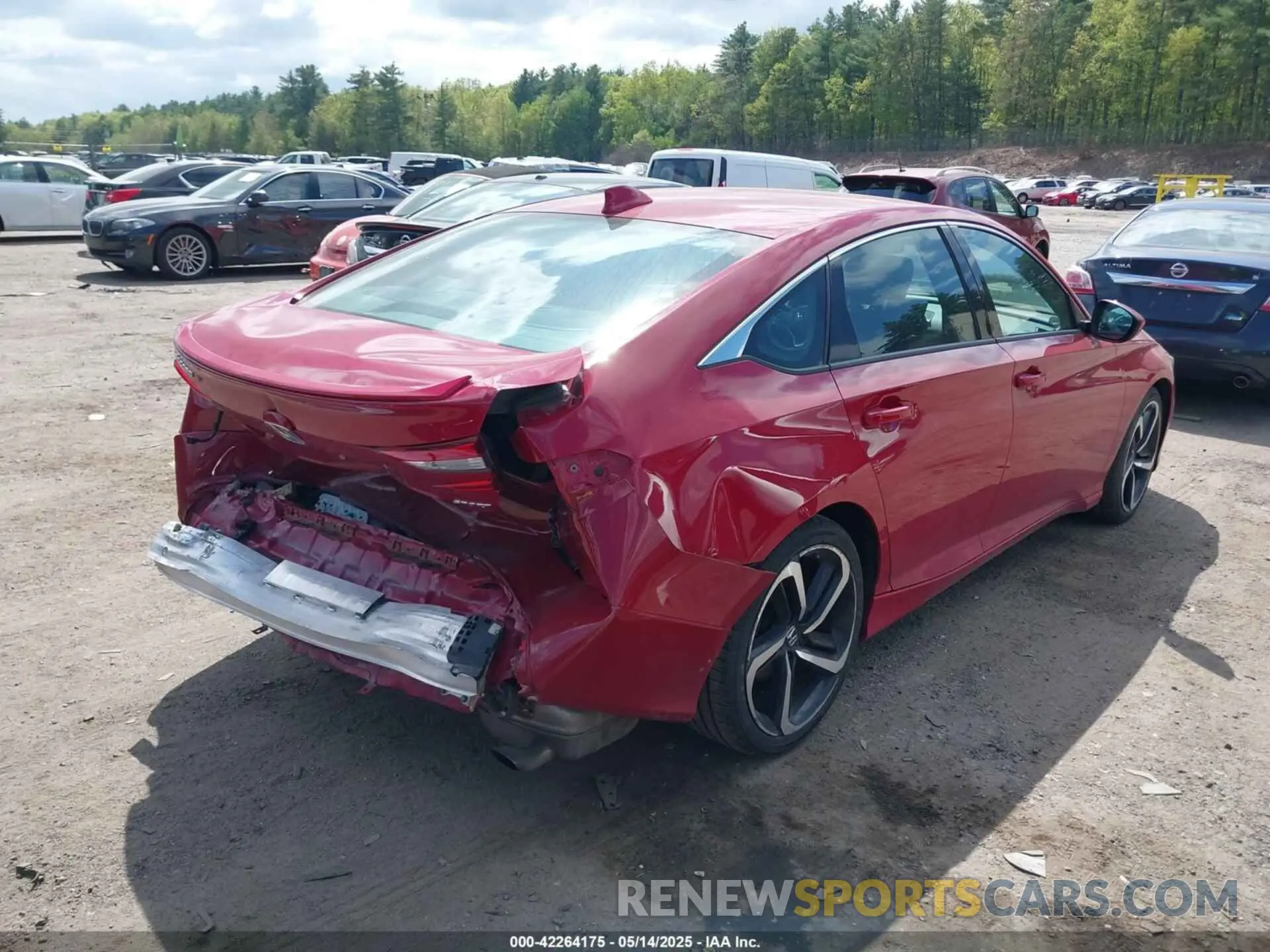 4 Photograph of a damaged car 1HGCV1F33KA102381 HONDA ACCORD 2019