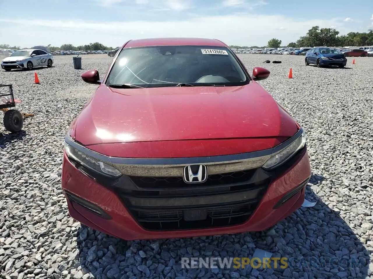 5 Photograph of a damaged car 1HGCV1F33KA127085 HONDA ACCORD 2019