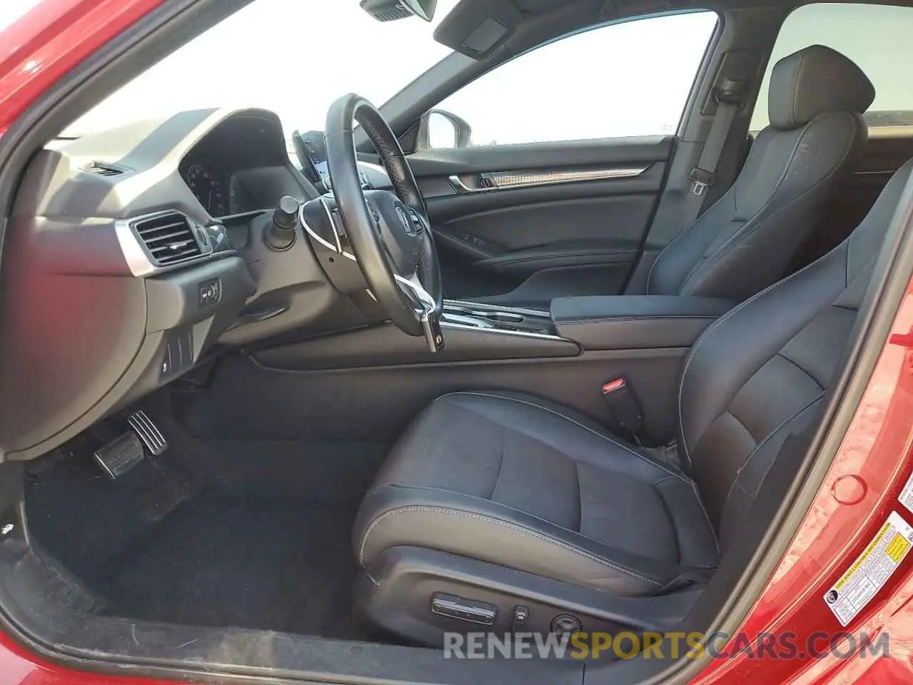 7 Photograph of a damaged car 1HGCV1F33KA127085 HONDA ACCORD 2019
