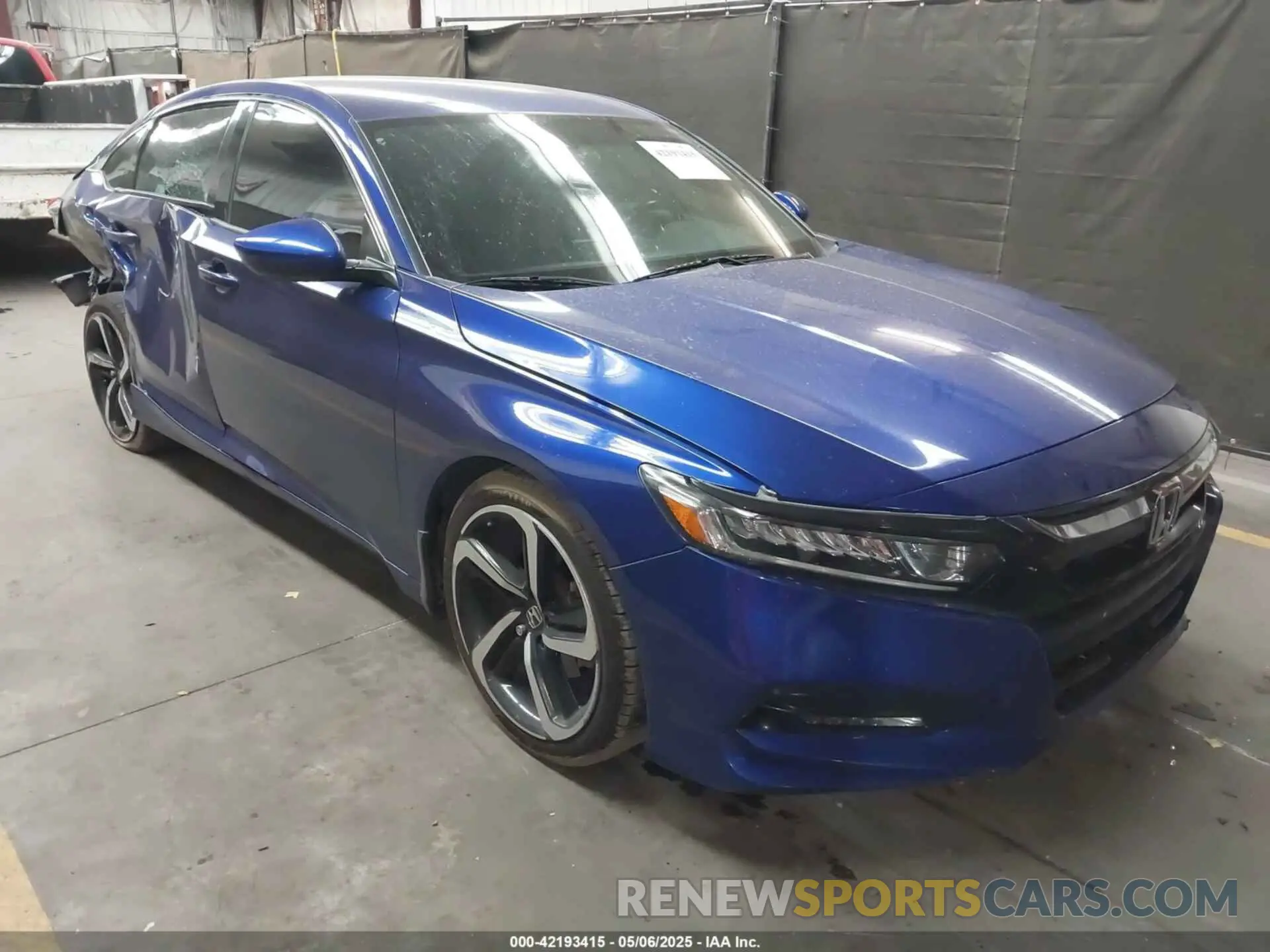 1 Photograph of a damaged car 1HGCV1F33KA127300 HONDA ACCORD 2019