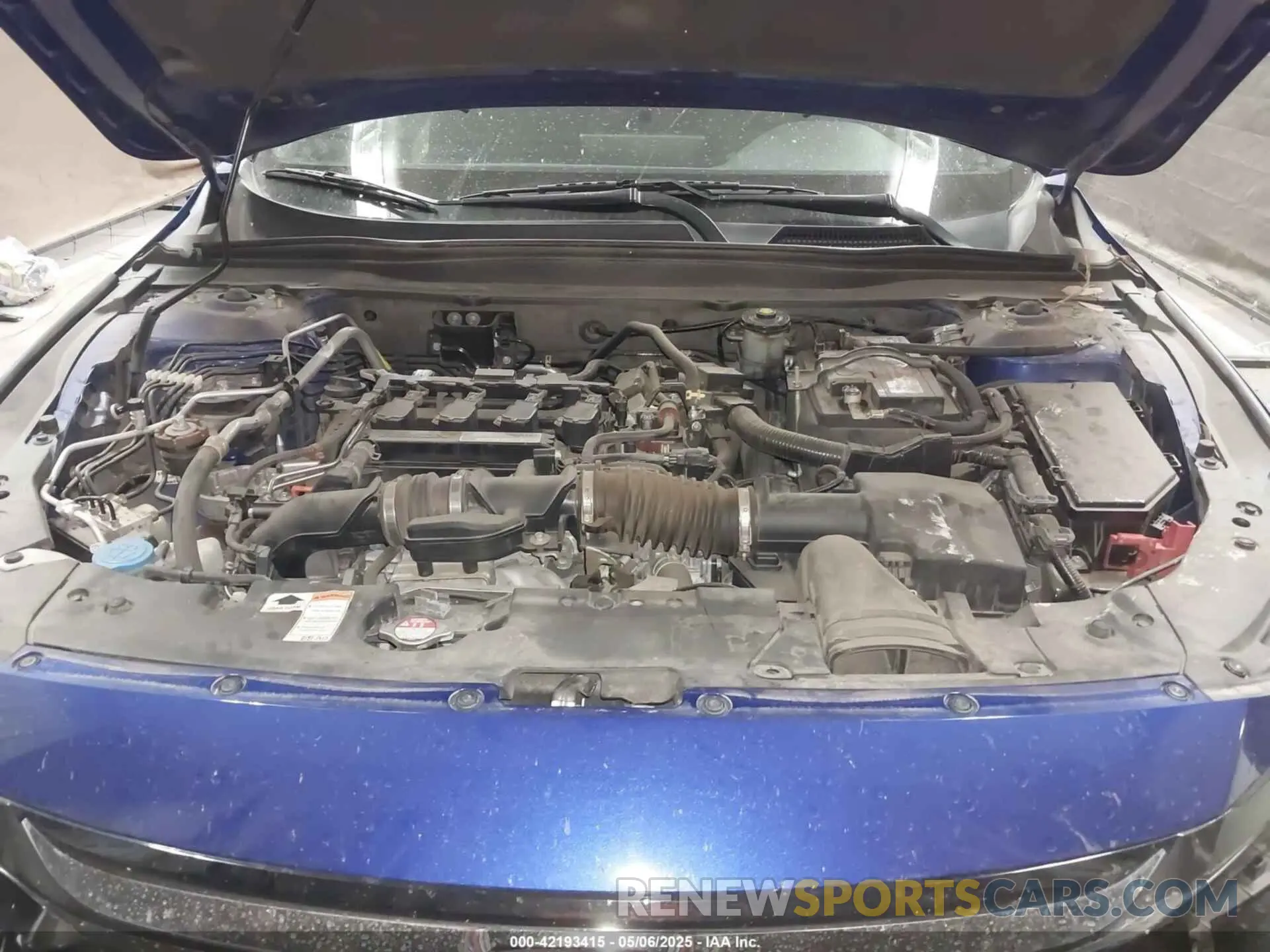 10 Photograph of a damaged car 1HGCV1F33KA127300 HONDA ACCORD 2019
