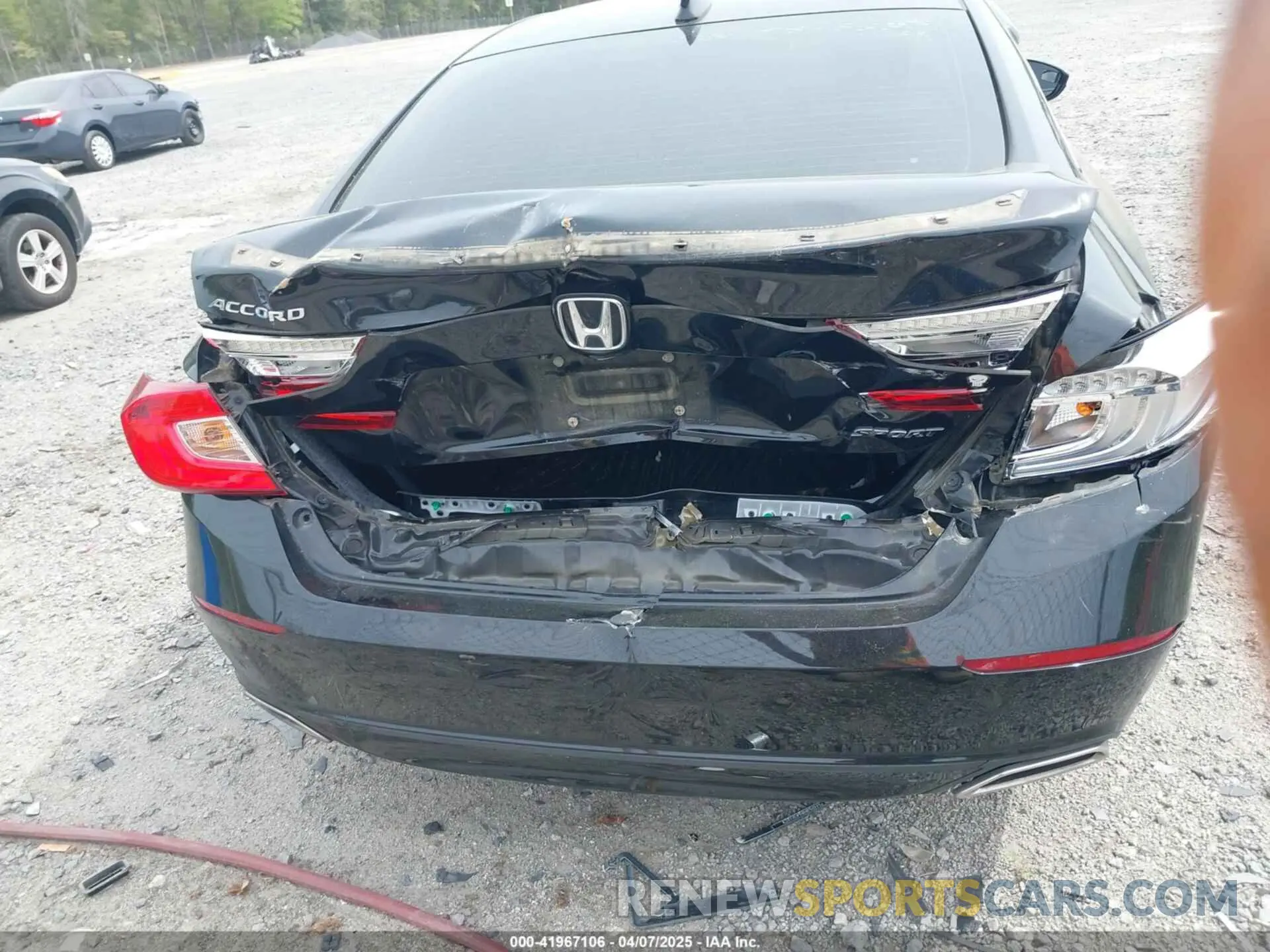 16 Photograph of a damaged car 1HGCV1F33KA158689 HONDA ACCORD 2019