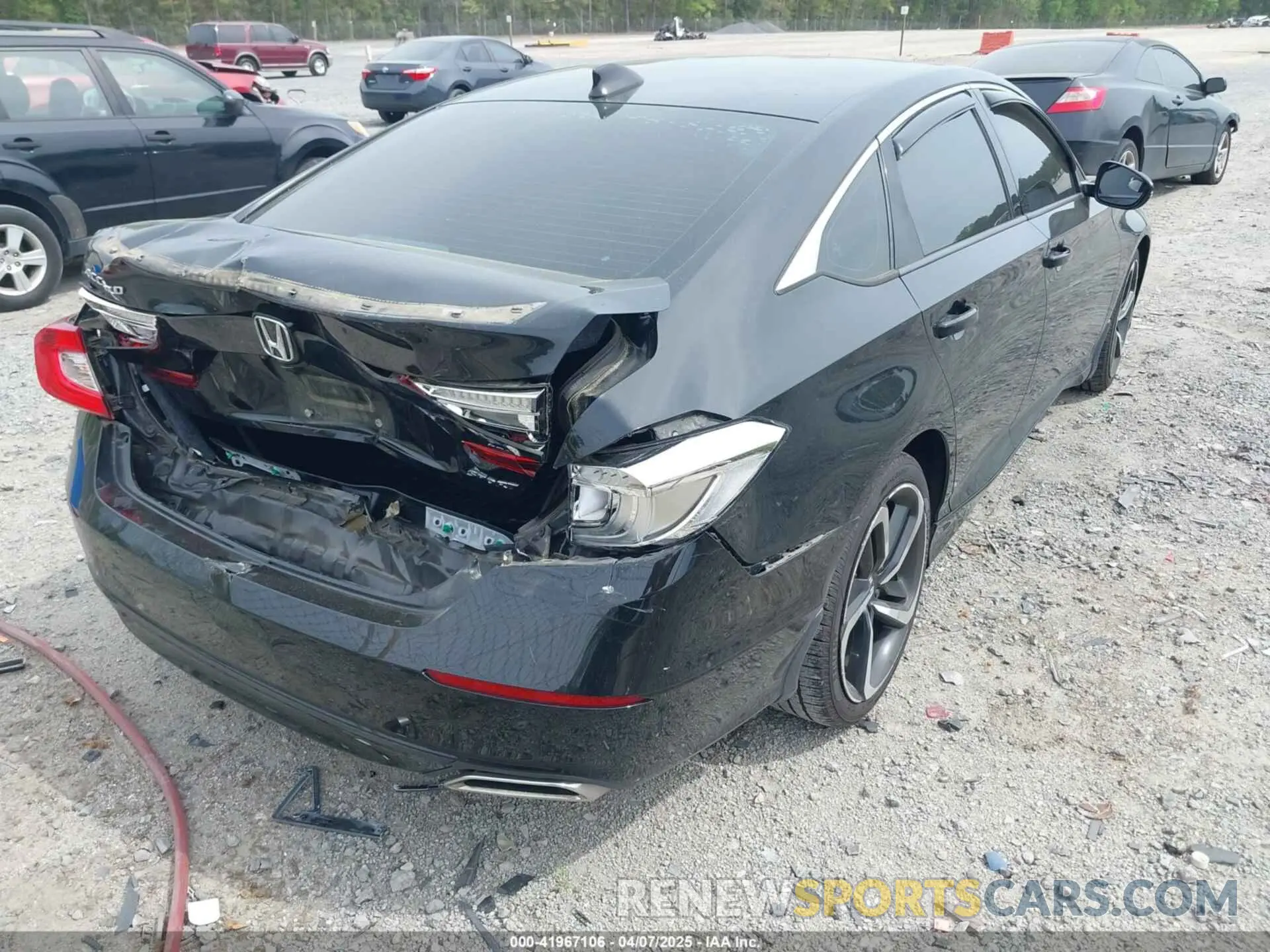 4 Photograph of a damaged car 1HGCV1F33KA158689 HONDA ACCORD 2019