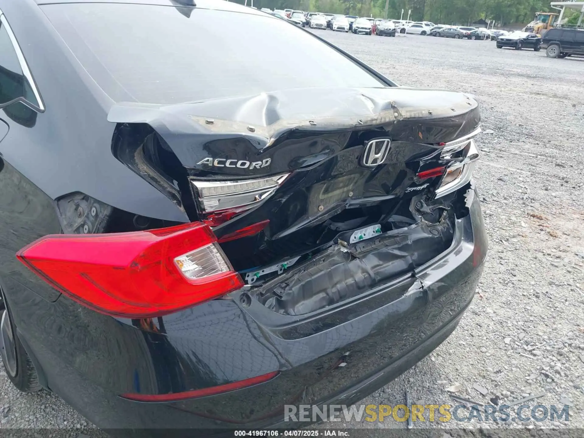6 Photograph of a damaged car 1HGCV1F33KA158689 HONDA ACCORD 2019