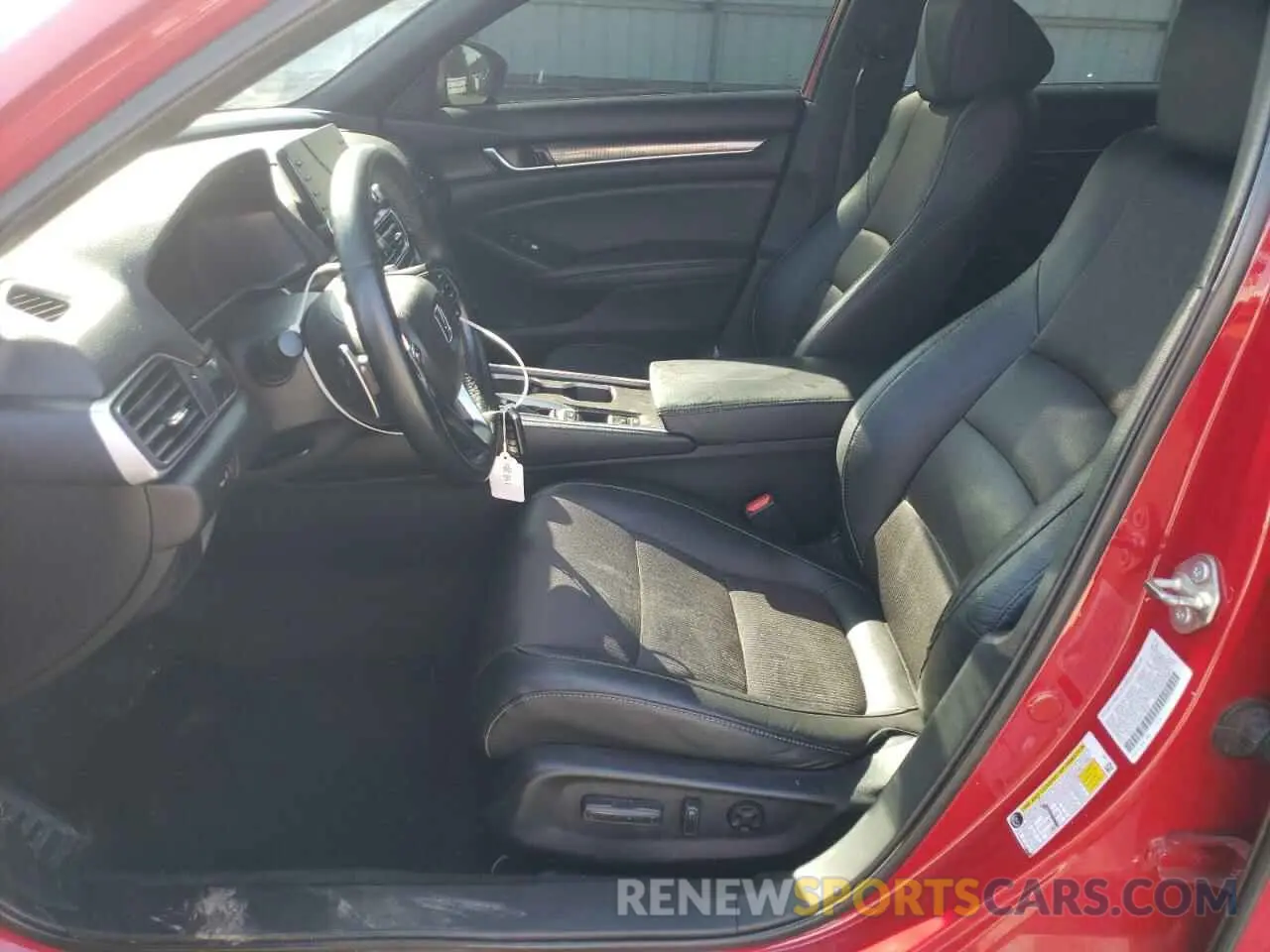 7 Photograph of a damaged car 1HGCV1F33KA165481 HONDA ACCORD 2019
