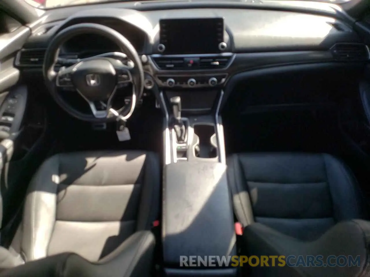 8 Photograph of a damaged car 1HGCV1F33KA165481 HONDA ACCORD 2019