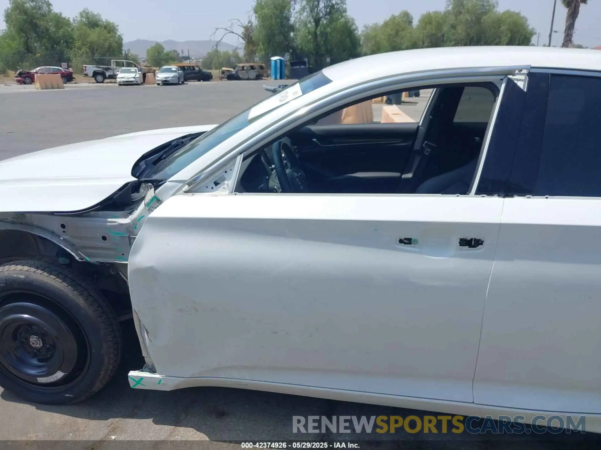 12 Photograph of a damaged car 1HGCV1F33KA173399 HONDA ACCORD 2019