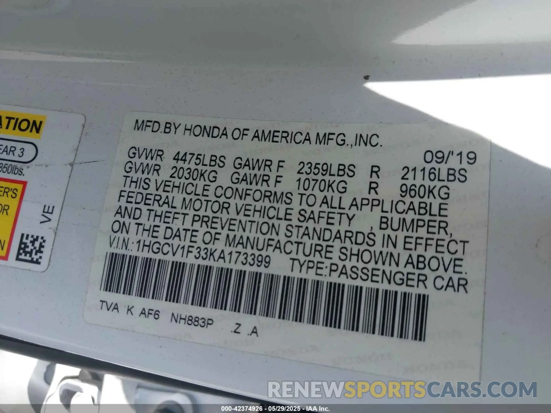 9 Photograph of a damaged car 1HGCV1F33KA173399 HONDA ACCORD 2019