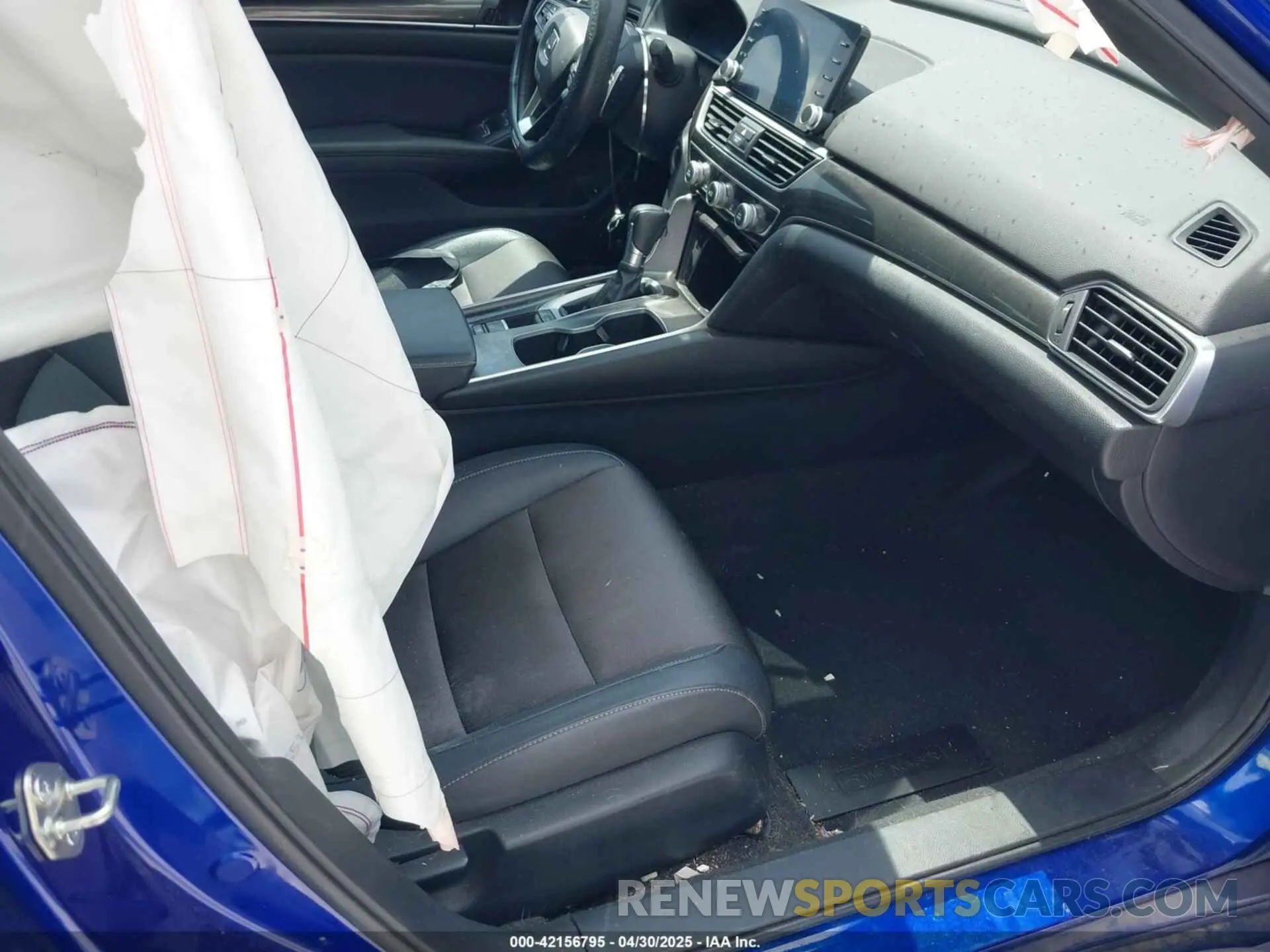 5 Photograph of a damaged car 1HGCV1F34KA001009 HONDA ACCORD 2019
