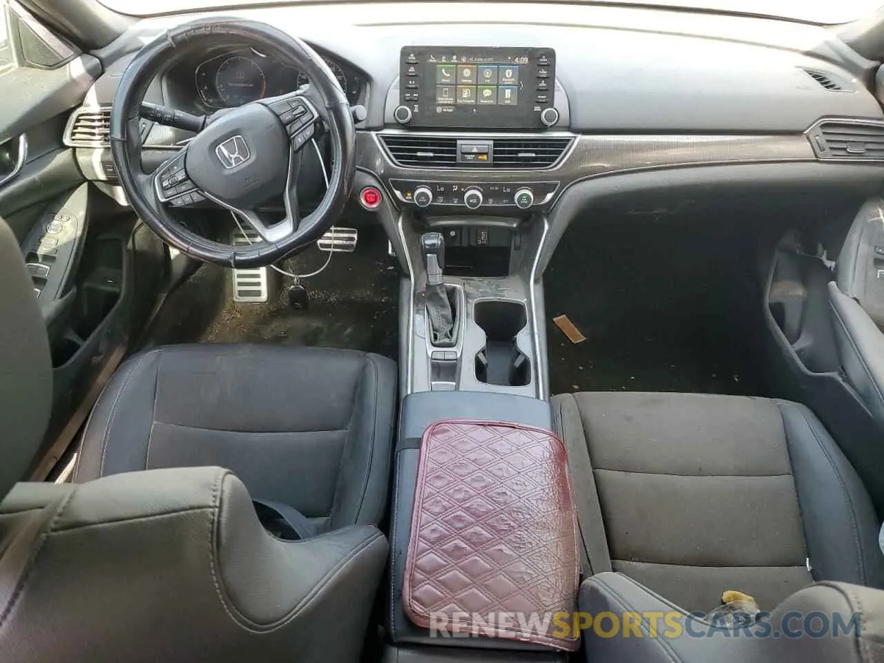 8 Photograph of a damaged car 1HGCV1F34KA031157 HONDA ACCORD 2019