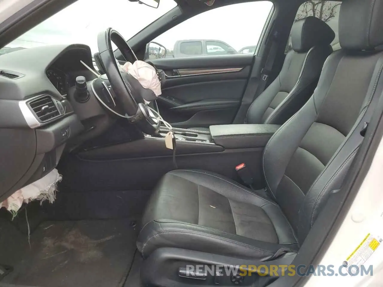 7 Photograph of a damaged car 1HGCV1F34KA047665 HONDA ACCORD 2019