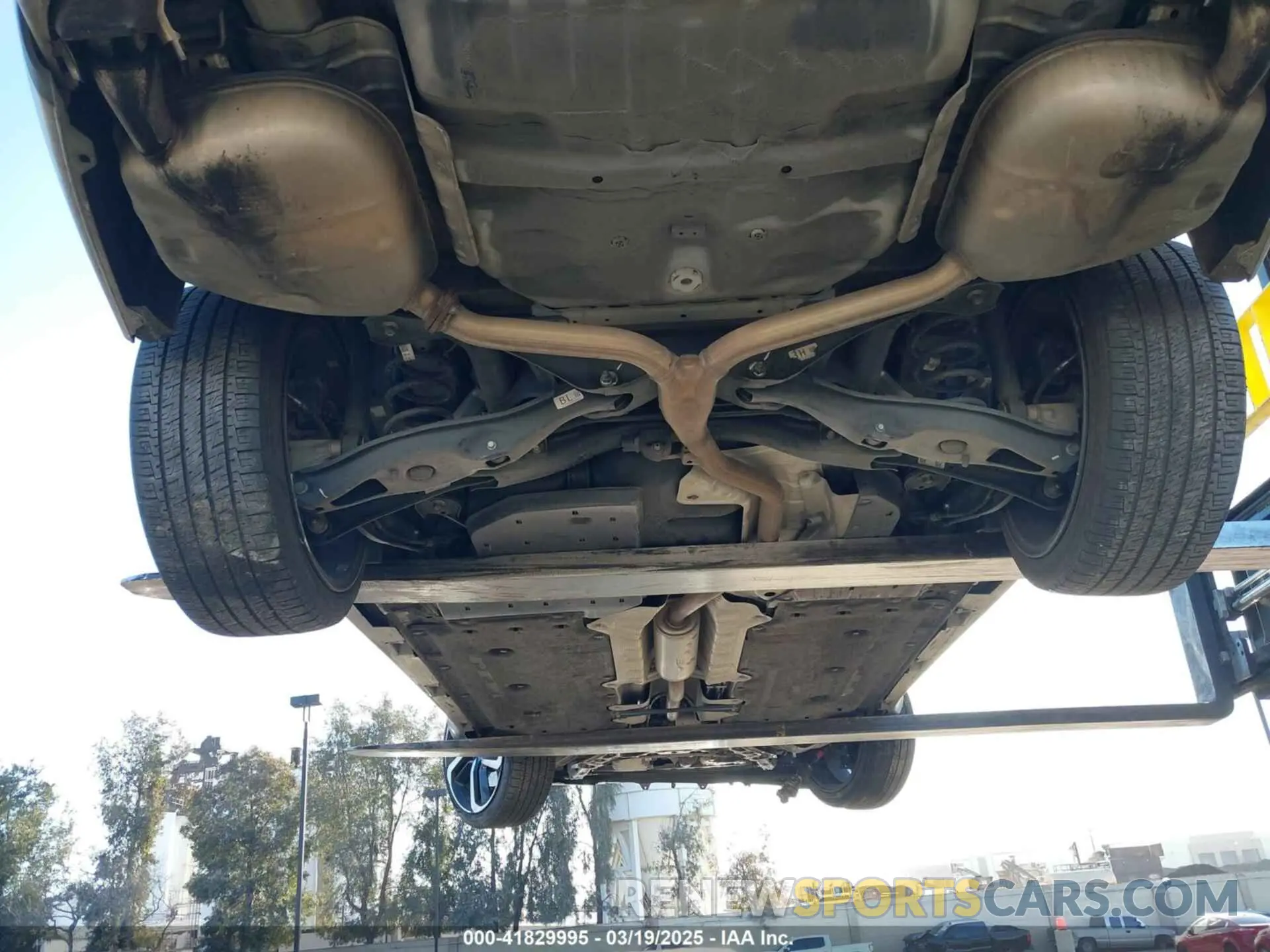 19 Photograph of a damaged car 1HGCV1F34KA051781 HONDA ACCORD 2019