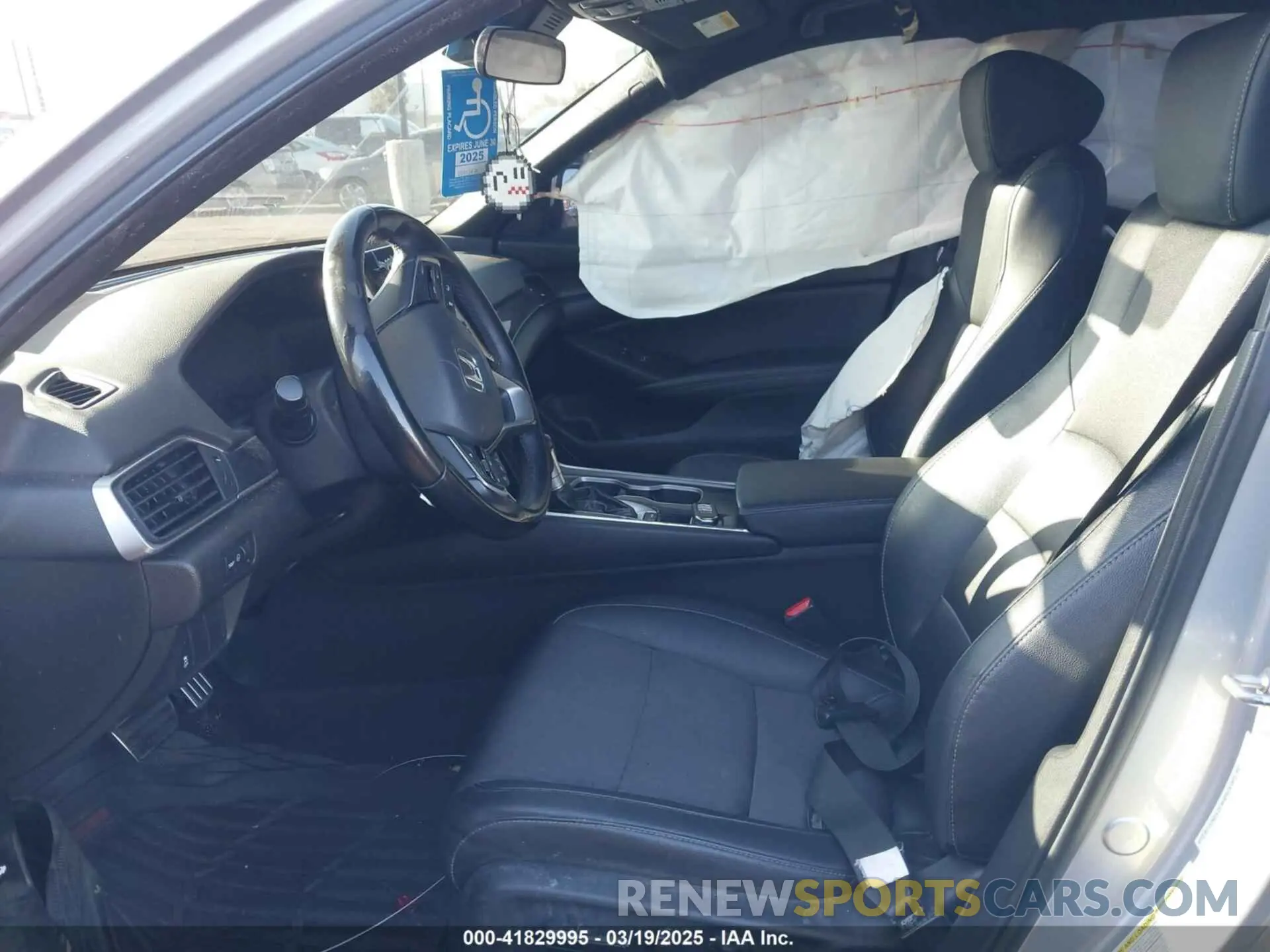 5 Photograph of a damaged car 1HGCV1F34KA051781 HONDA ACCORD 2019