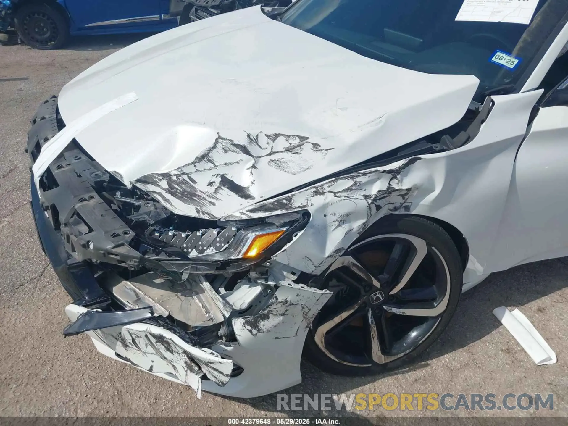 6 Photograph of a damaged car 1HGCV1F34KA060769 HONDA ACCORD 2019