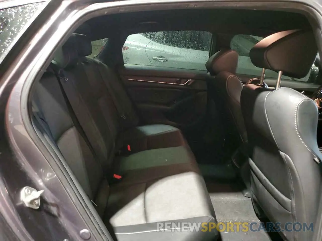 10 Photograph of a damaged car 1HGCV1F34KA084151 HONDA ACCORD 2019