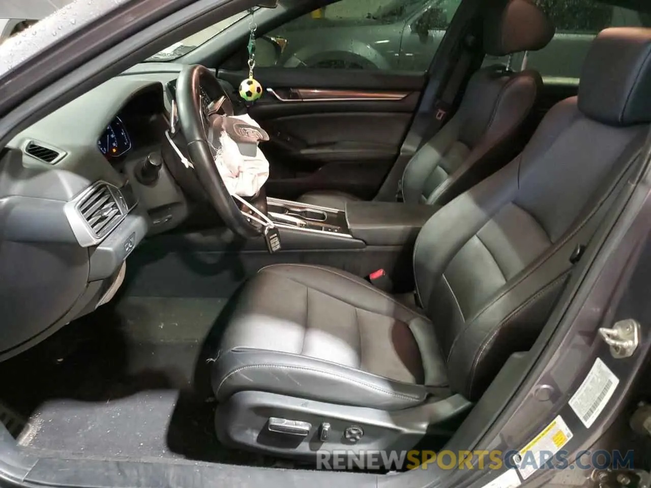 7 Photograph of a damaged car 1HGCV1F34KA084151 HONDA ACCORD 2019
